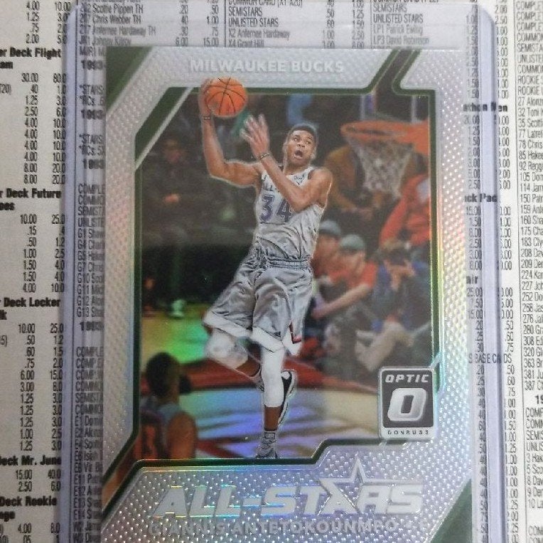 Donruss Optic O Giannis Antetokounmpo
