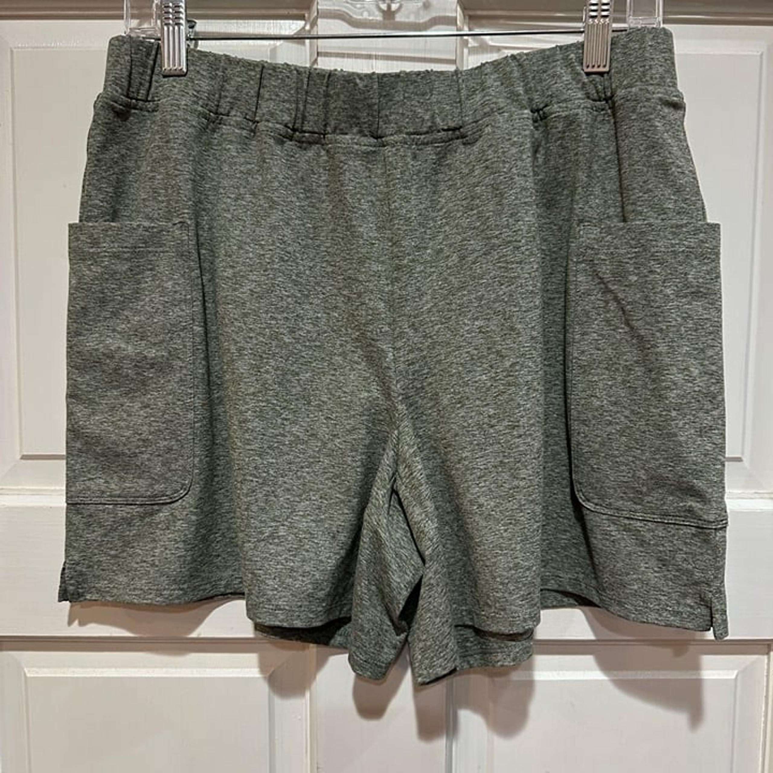 J Jill Fit Womens Elastic Waist Pockets Pull On Shorts Pockets Gray Green SM