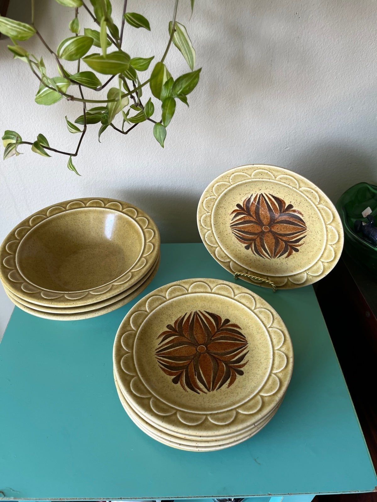 Vintage Granada Homer Laughlin Mystique plates bowls Sheffield