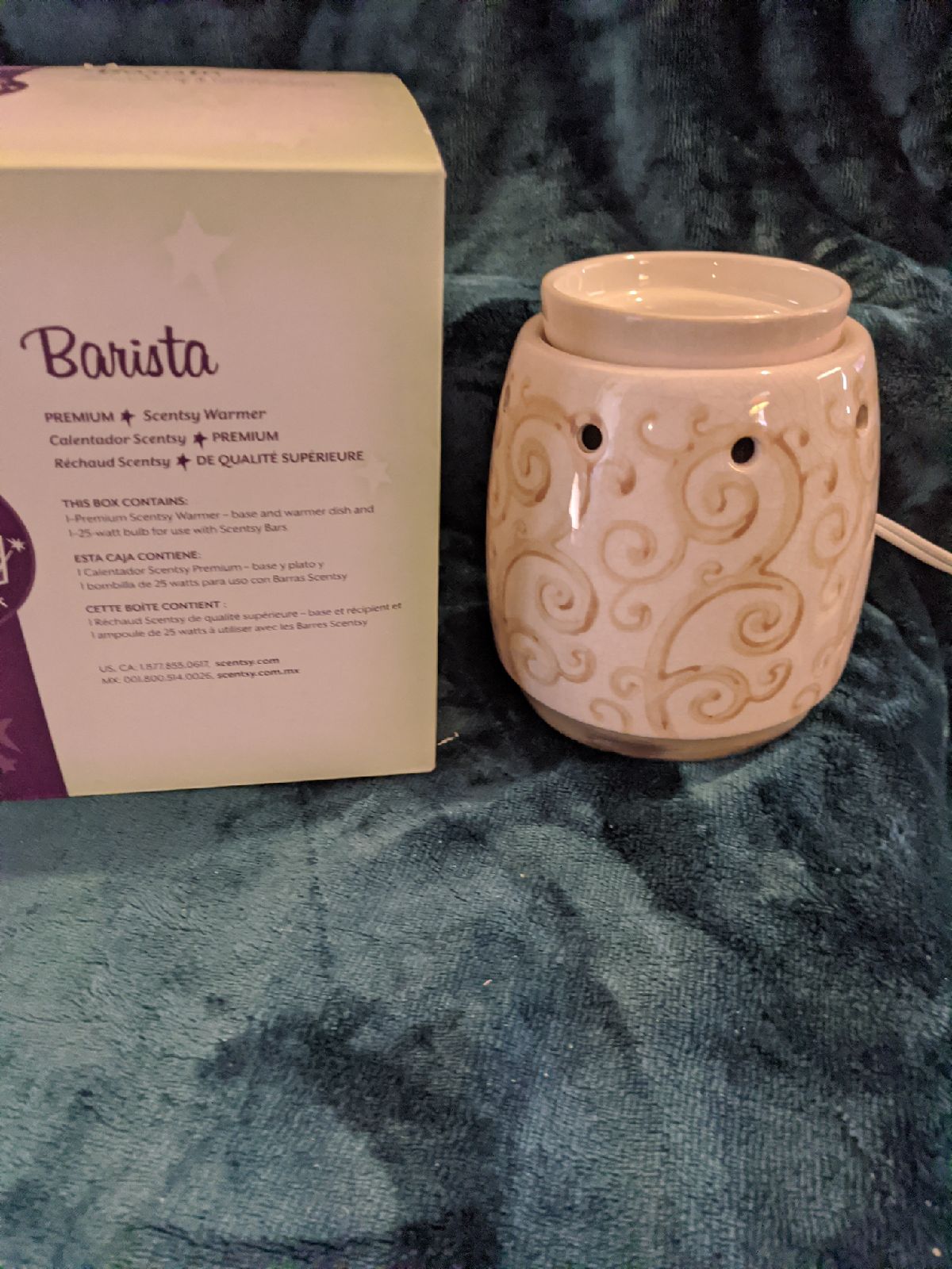 Brand New Scentsy Warmer Barista