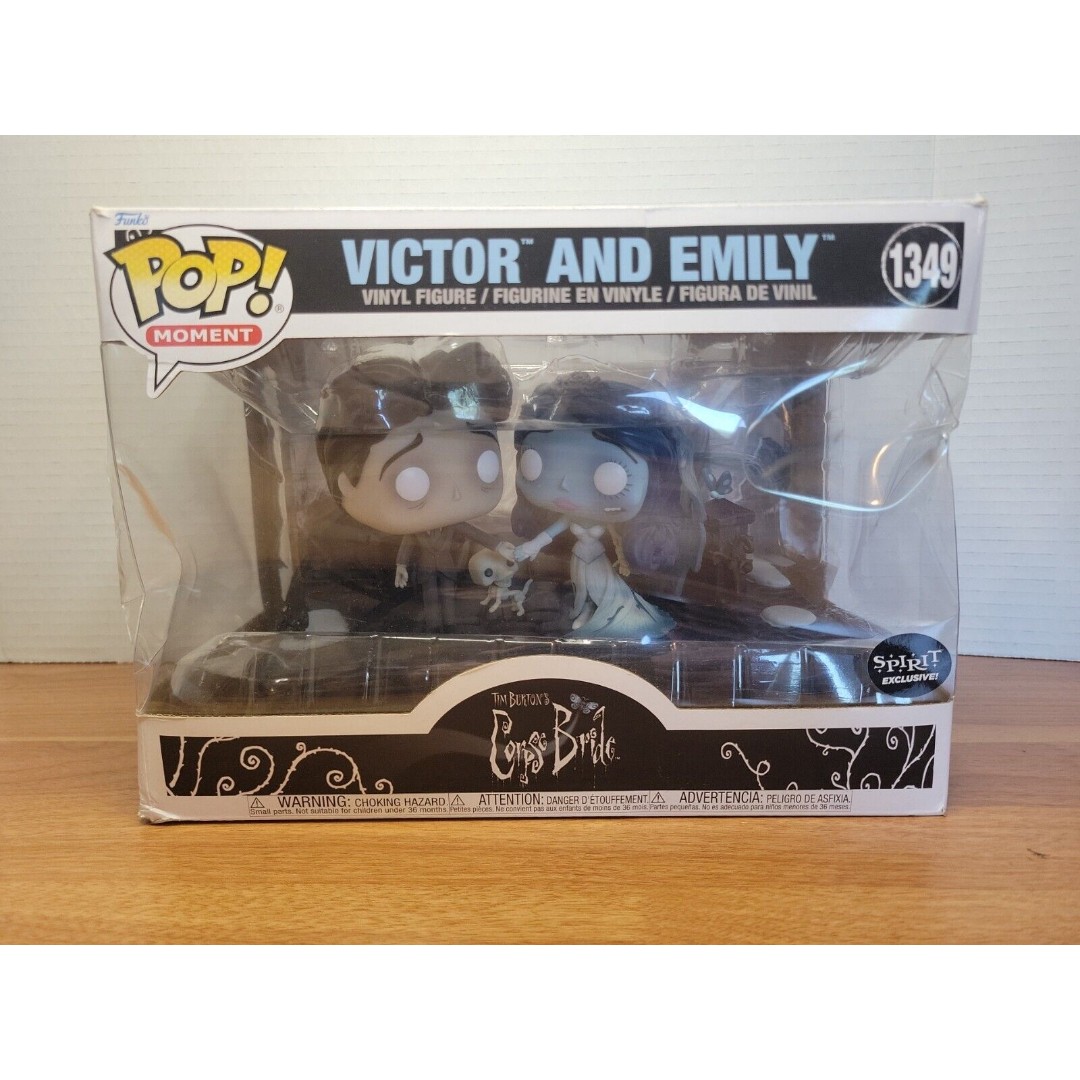 Corpse Bride - Victor and Emily Pop Vinyl Moment US Exclusive [1349] Damaged Box