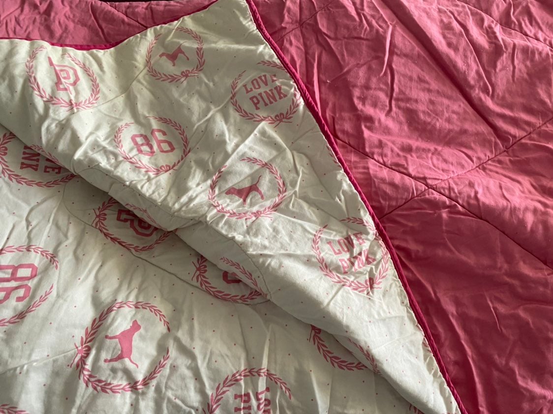 Vintage Victoria’s Secret Pink Reversible Comforter Twin/Twin XL