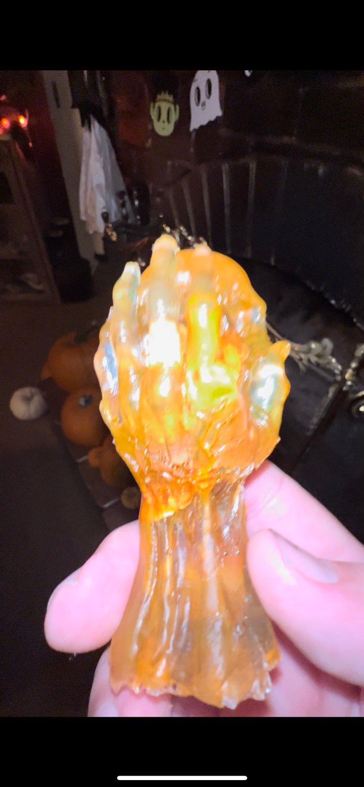 Resin skull