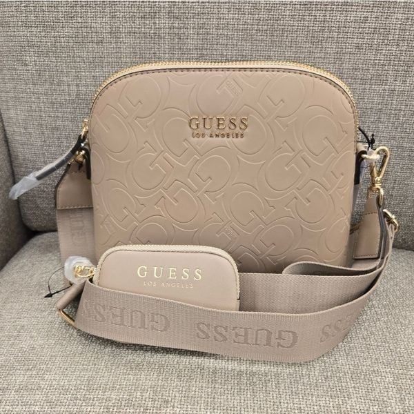 NEW Guess Crossbody Handbag