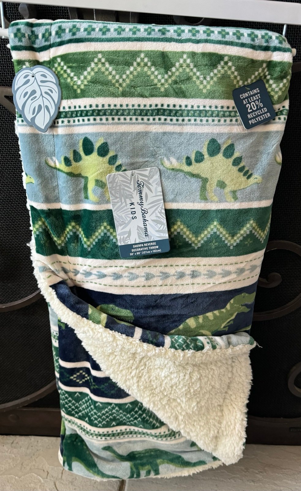 TOMMY BAHAMA PLUSH DINOSAUR THROW BLANKET W/T REX, STEGOSAURUS & BRACHIOSAURUS