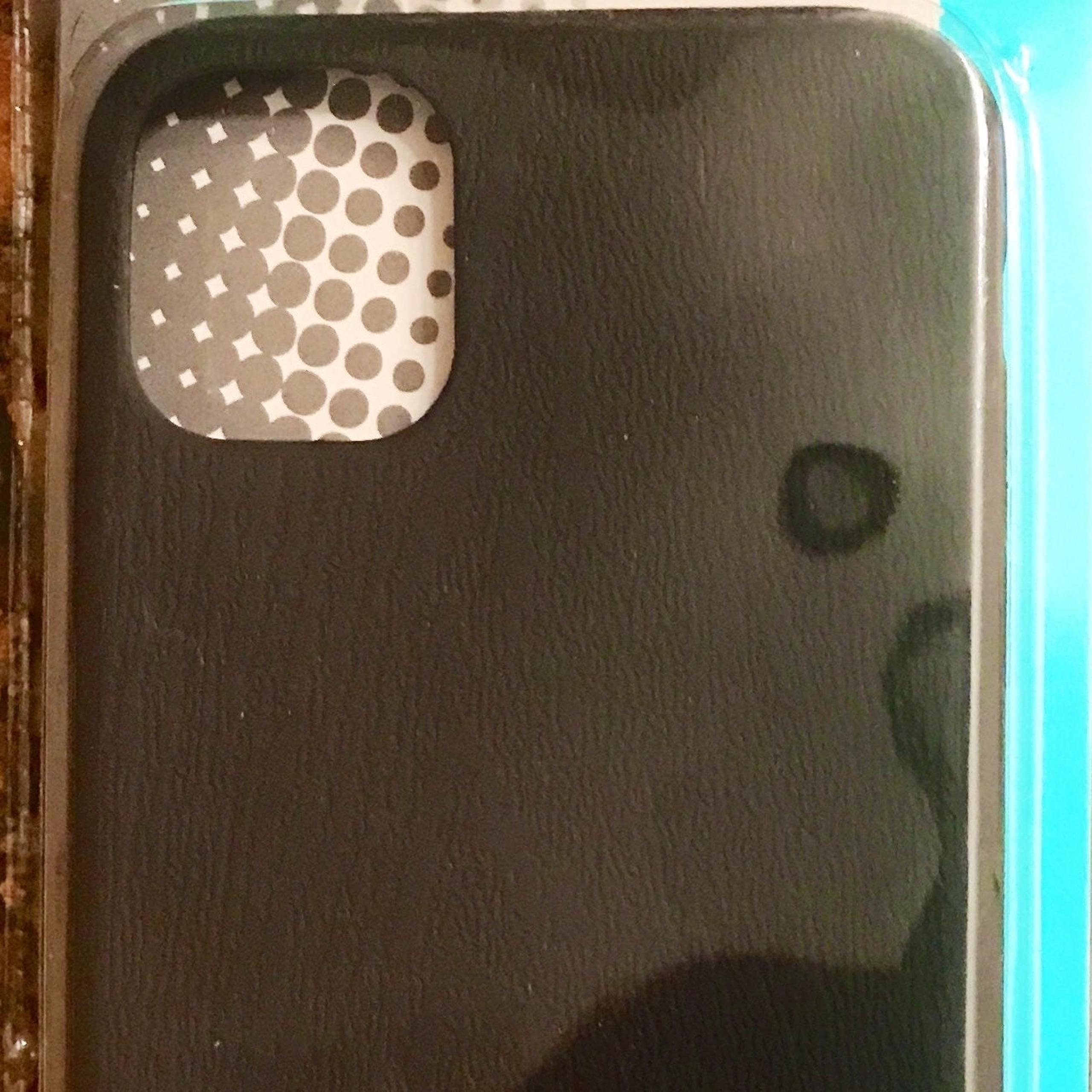 Apple iPhone 11 Silicone Case  in Black