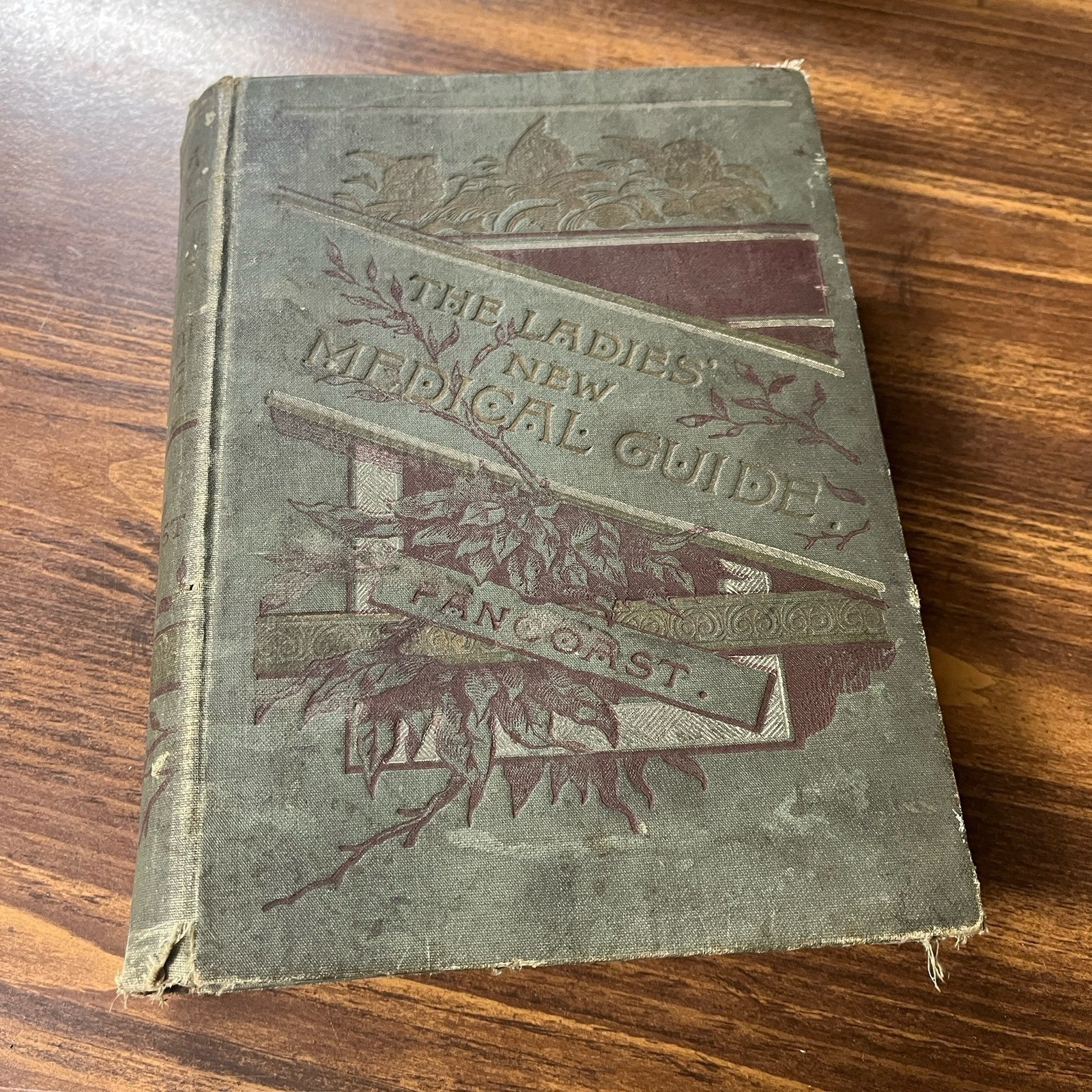 1901/1903 The Ladies’ New Medical Guide