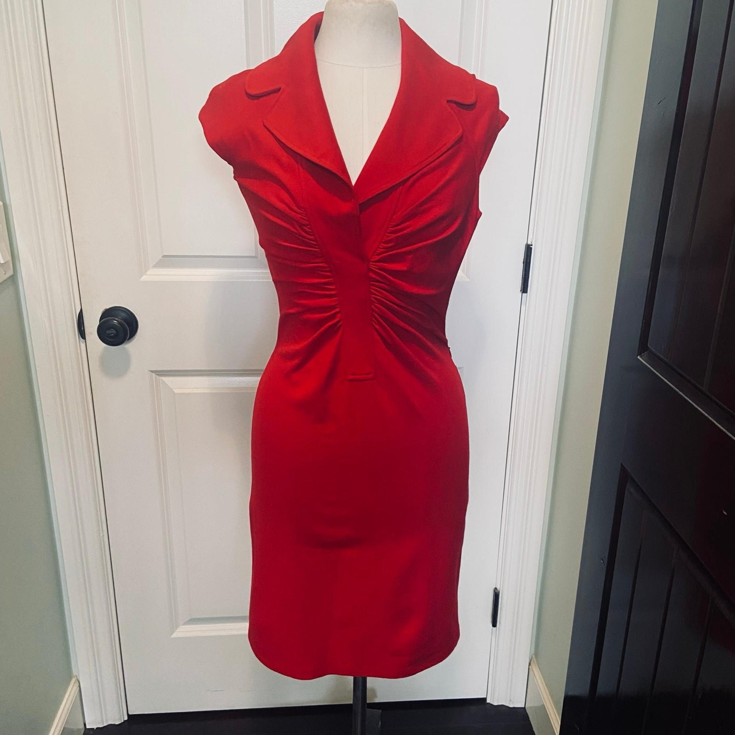 CACHE Deep V-Neck Cap Sleeve Ruched Bodycon Dress