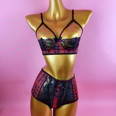 Tartan Floral Lace Underwire Set