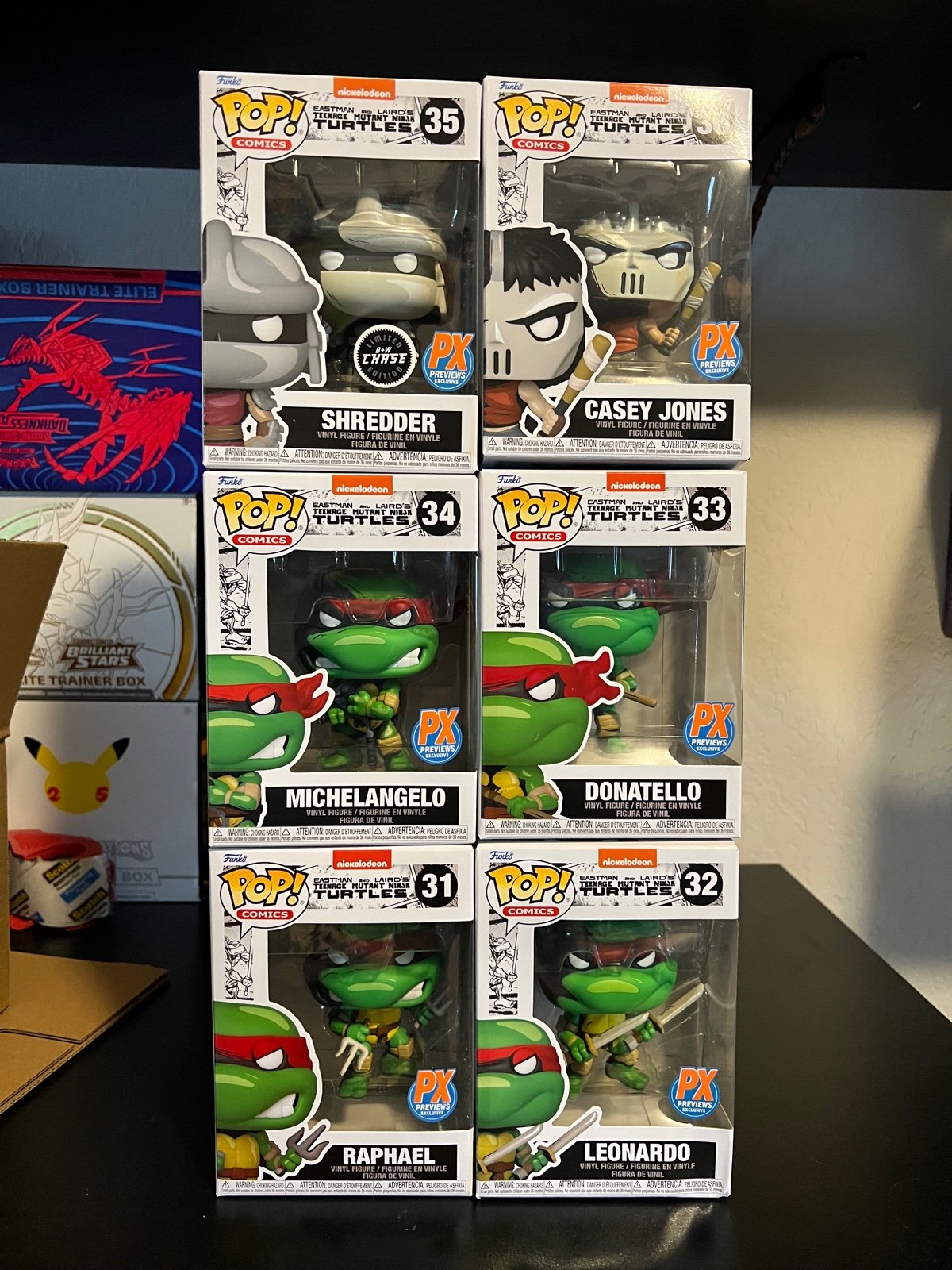 Teenage mutant ninja turtles Funko lot with CHASE SHREDDER