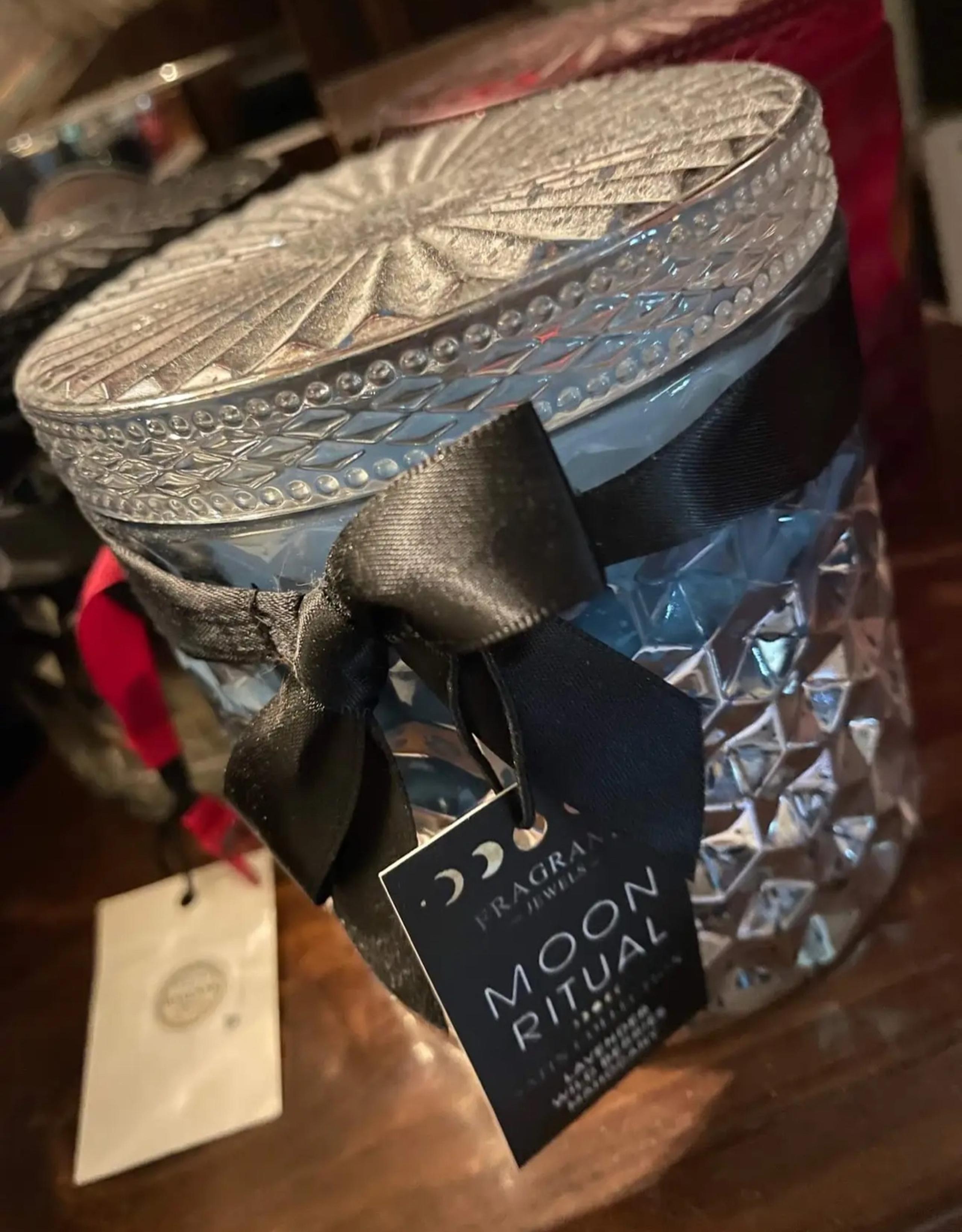 Intact Moon Ritual Candle
