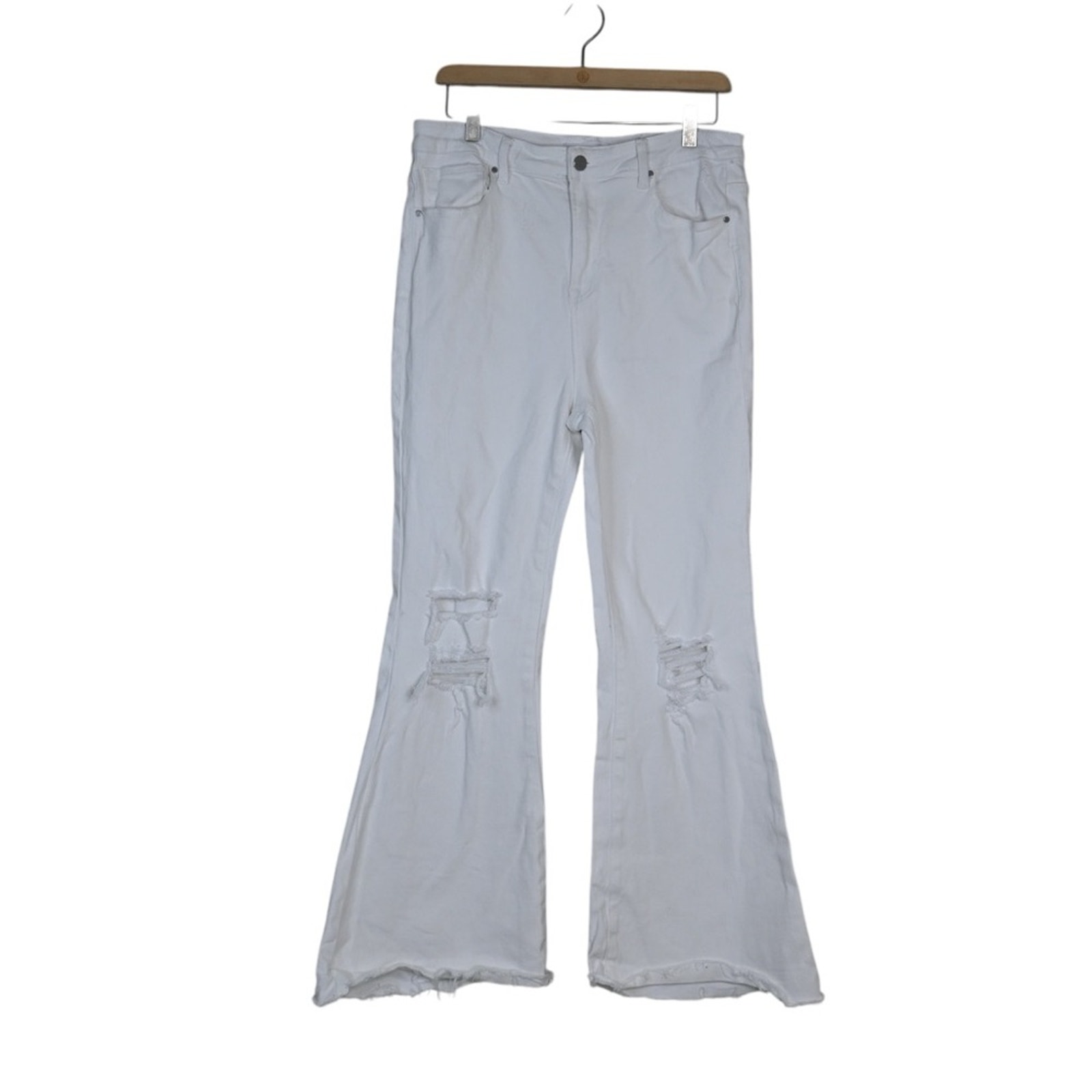 Risen Womens 15/32 High Rise Distressed Flare Jeans