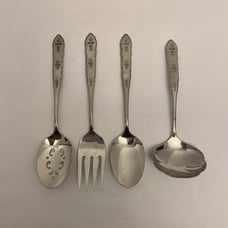 Oneida Deluxe Floral Bouquet Stainless Flatware 4 Piece Serving Utensils.