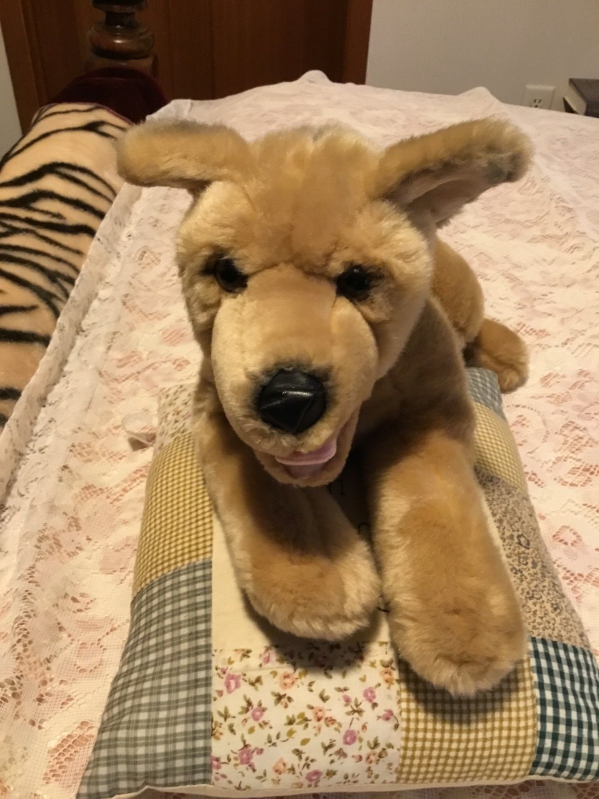 Animal Alley TOYSRUS exclusive German Shepard plush