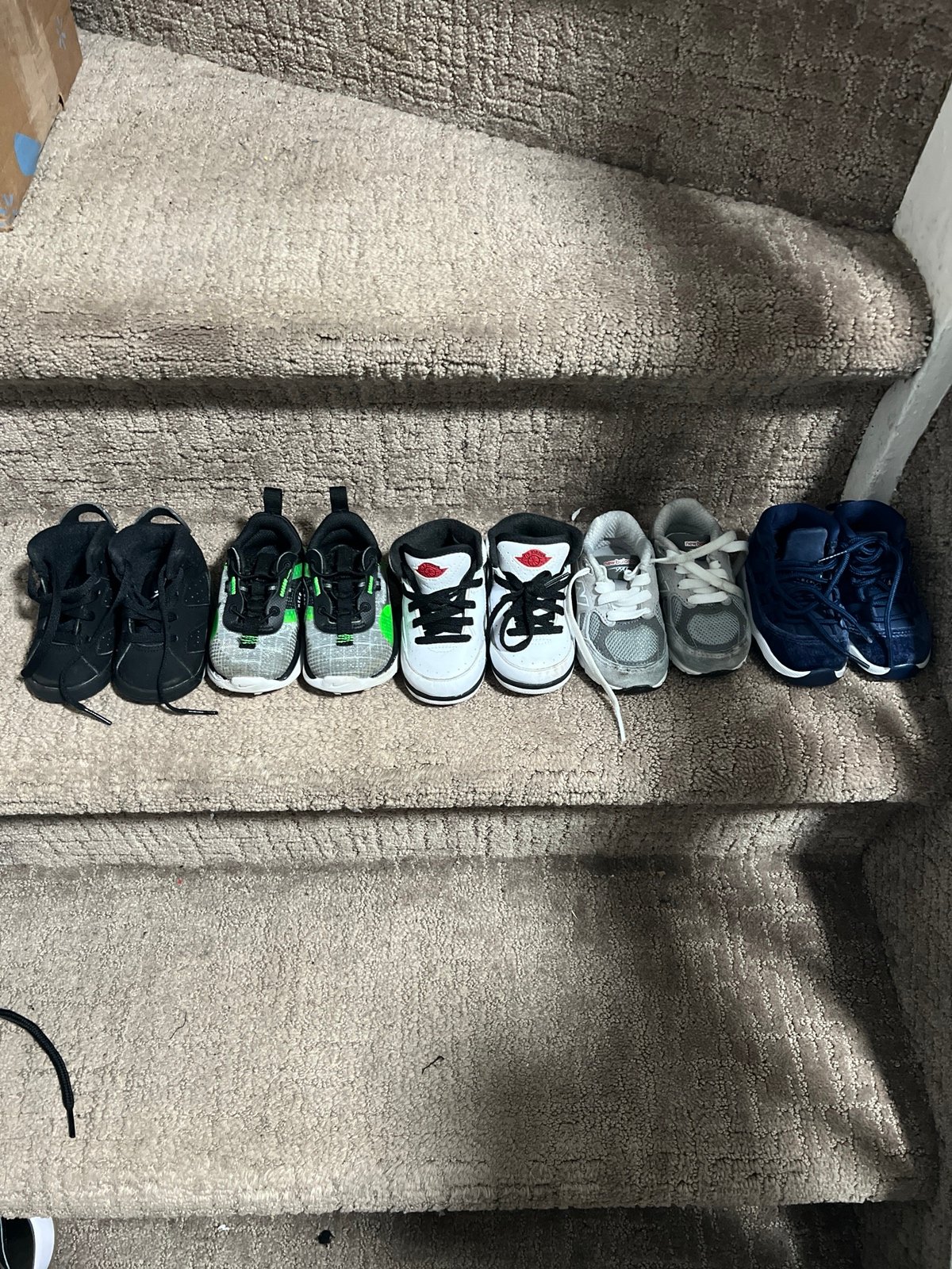 Infant sneakers