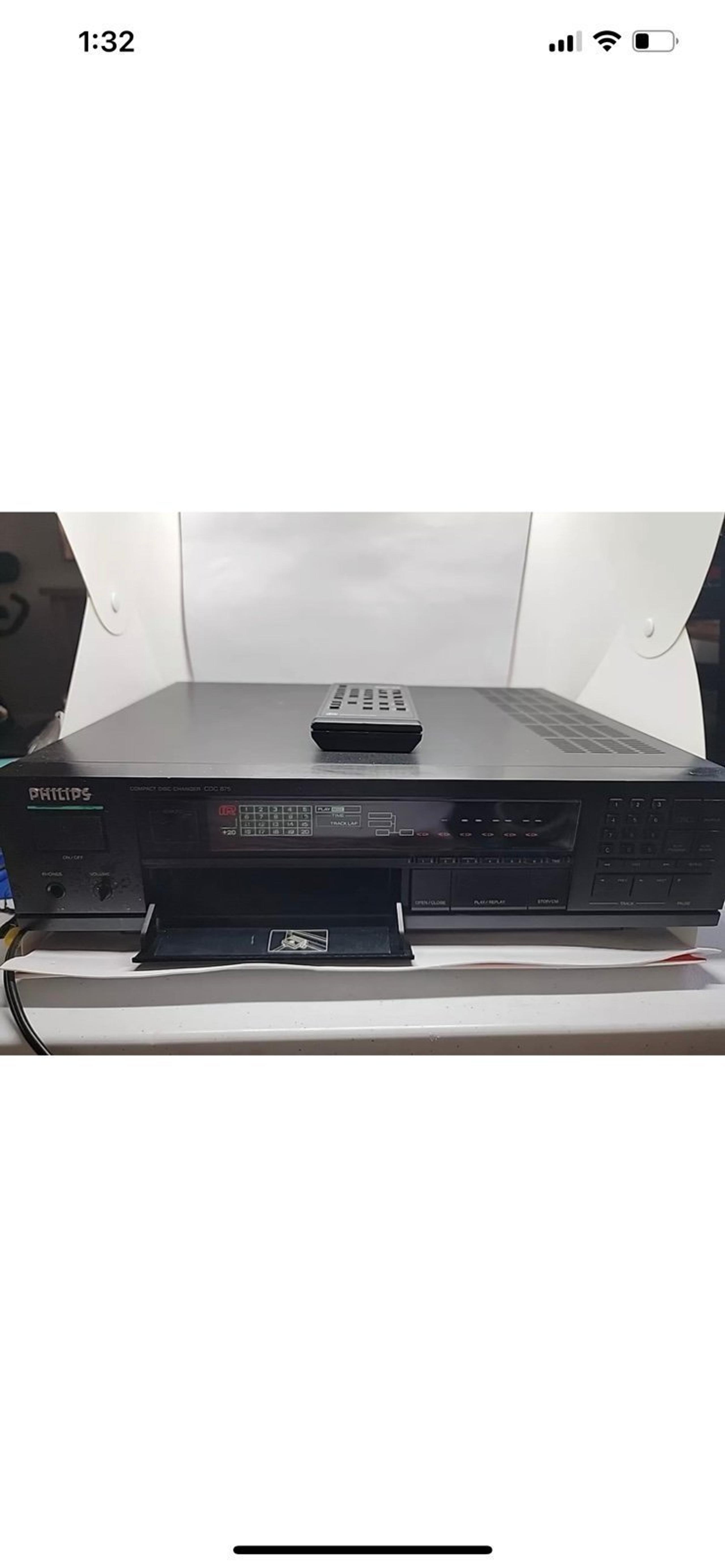 Philips CDC 875 6 Disc CD Player Changer No Cassette. w /remote
