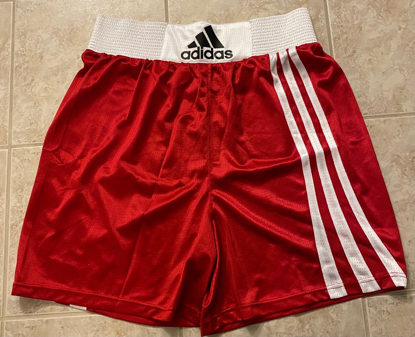 NEW Adidas Boxing Trunks Shorts fighting Training SIZE XL in Red