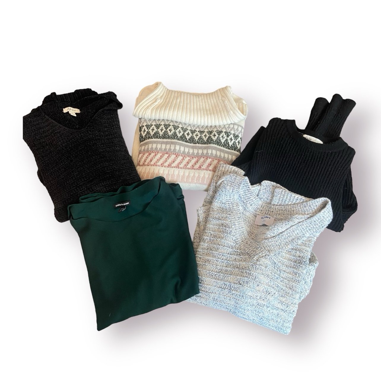 *BUNDLE OF 5* Women’s Sweaters Medium