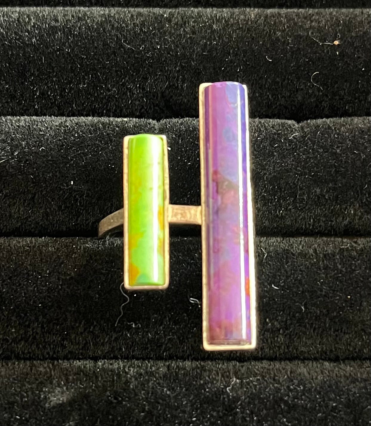 Jay King Sterling Silver Modernist Charoite & Gaspiete Ring. Size 8