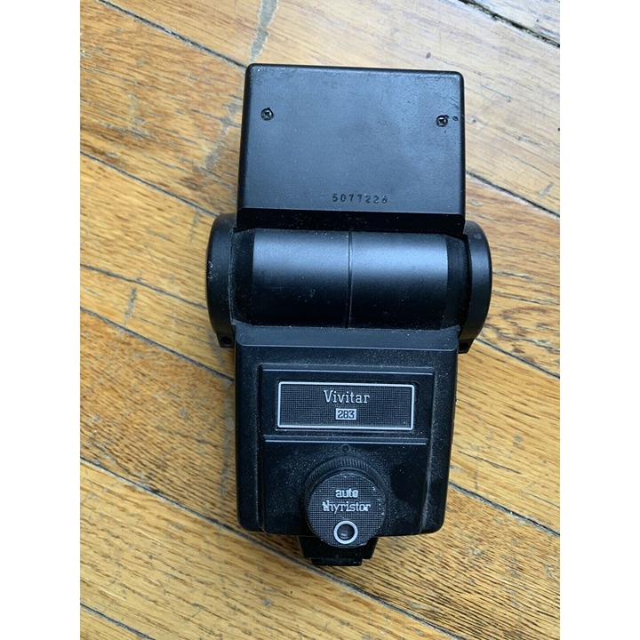 Vivitar Auto Thyristor 283 Flash