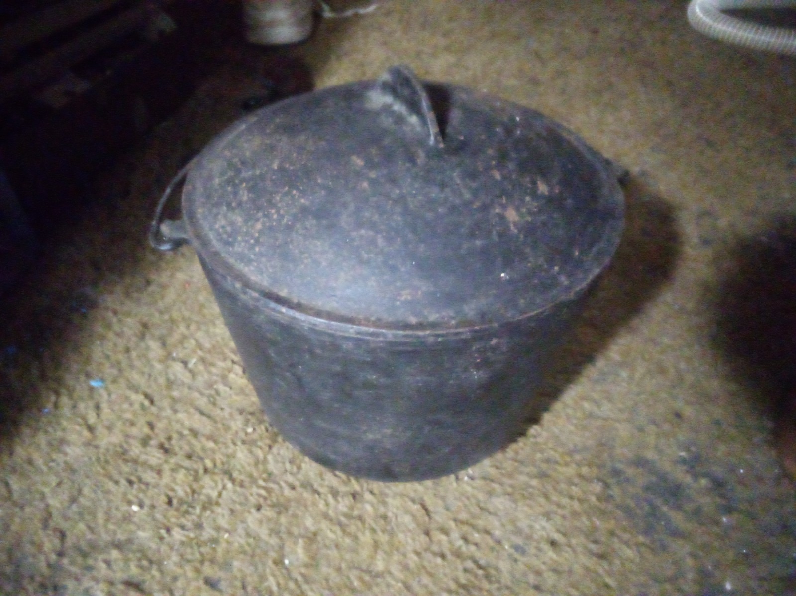 Cast iron. /. Dutch. Oven