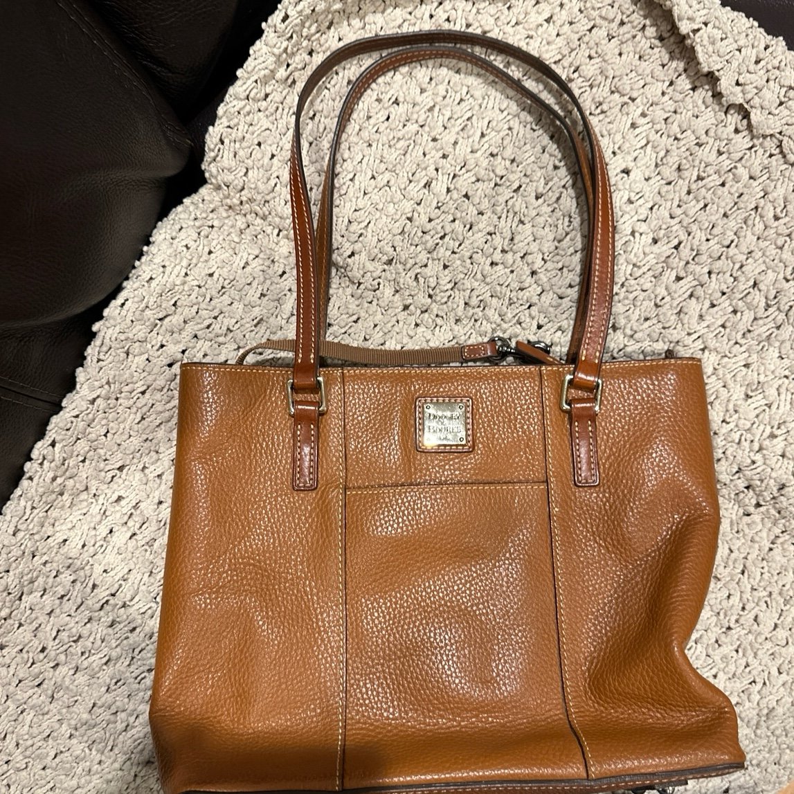 Dooney & Bourke Pebble Grain Lexington