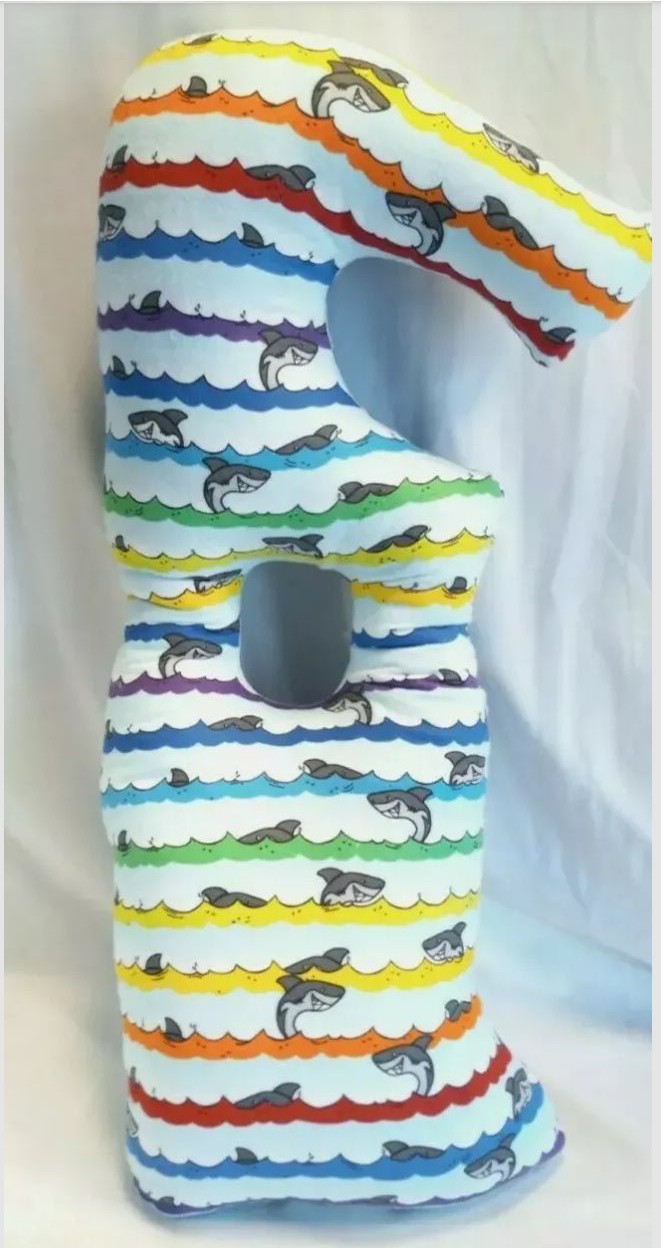STAY-PUT PILLOW CHILD KIDS SHARKS LOUNGE GAME SLEEP TRAVEL TV NAP FLY FABRIC NEW