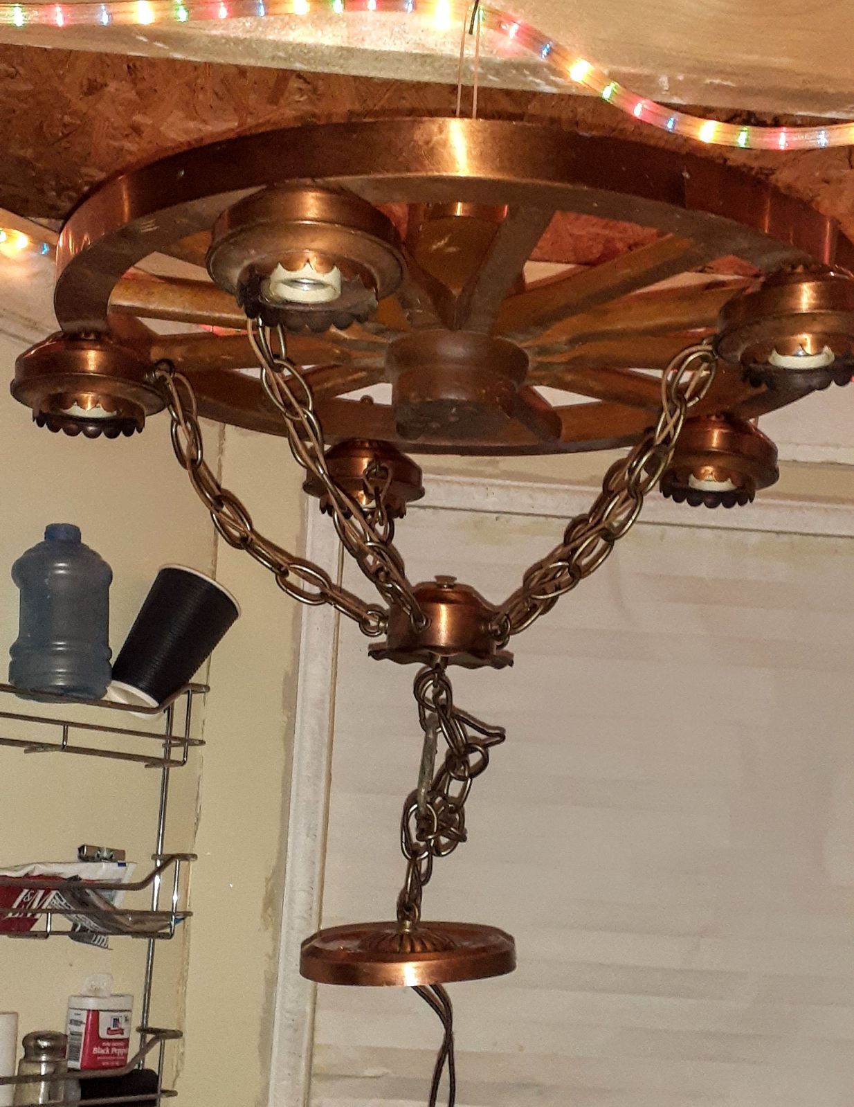 Wagon wheel chandelier