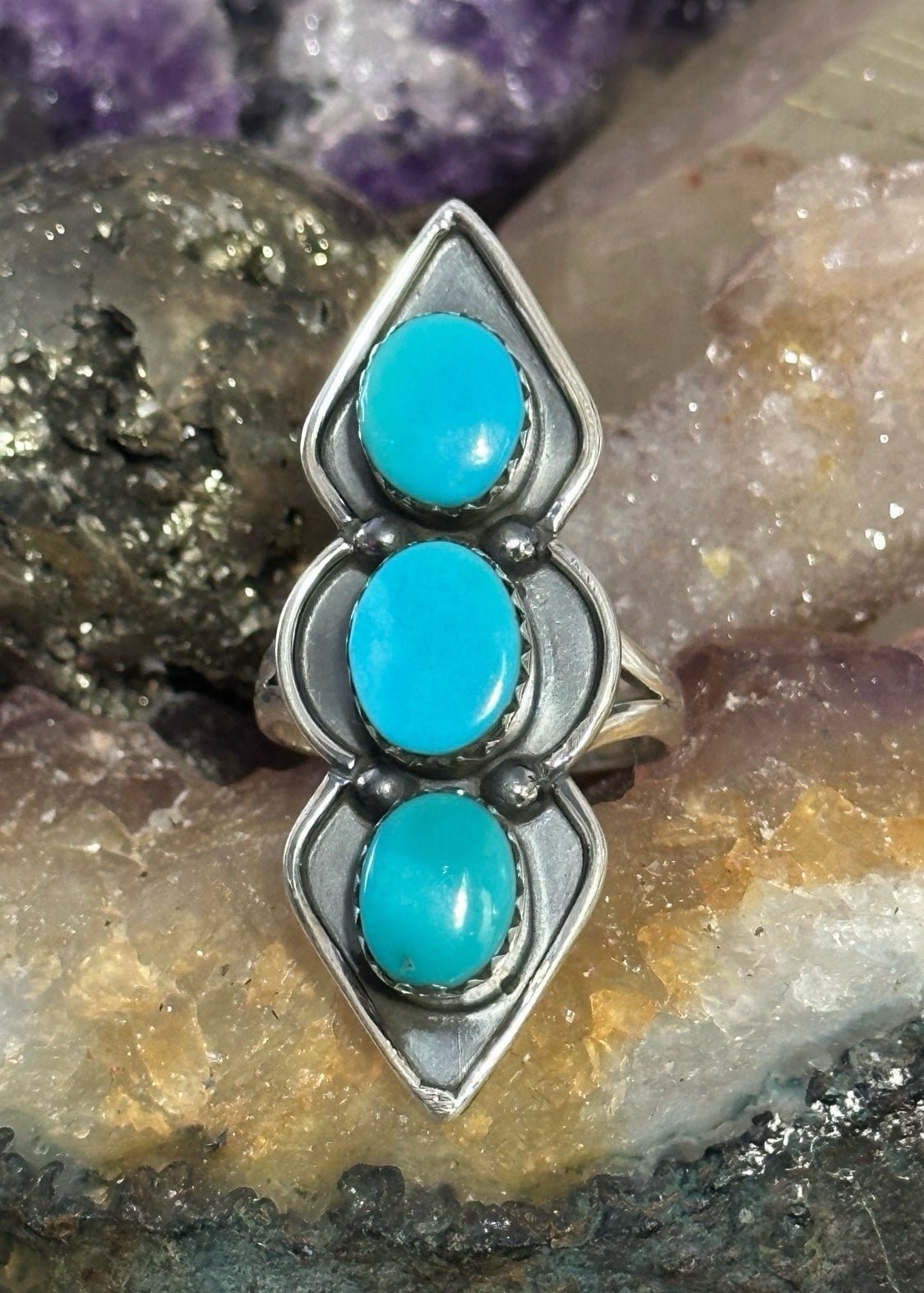 Kingman turquoise southwestern sterling silver ring