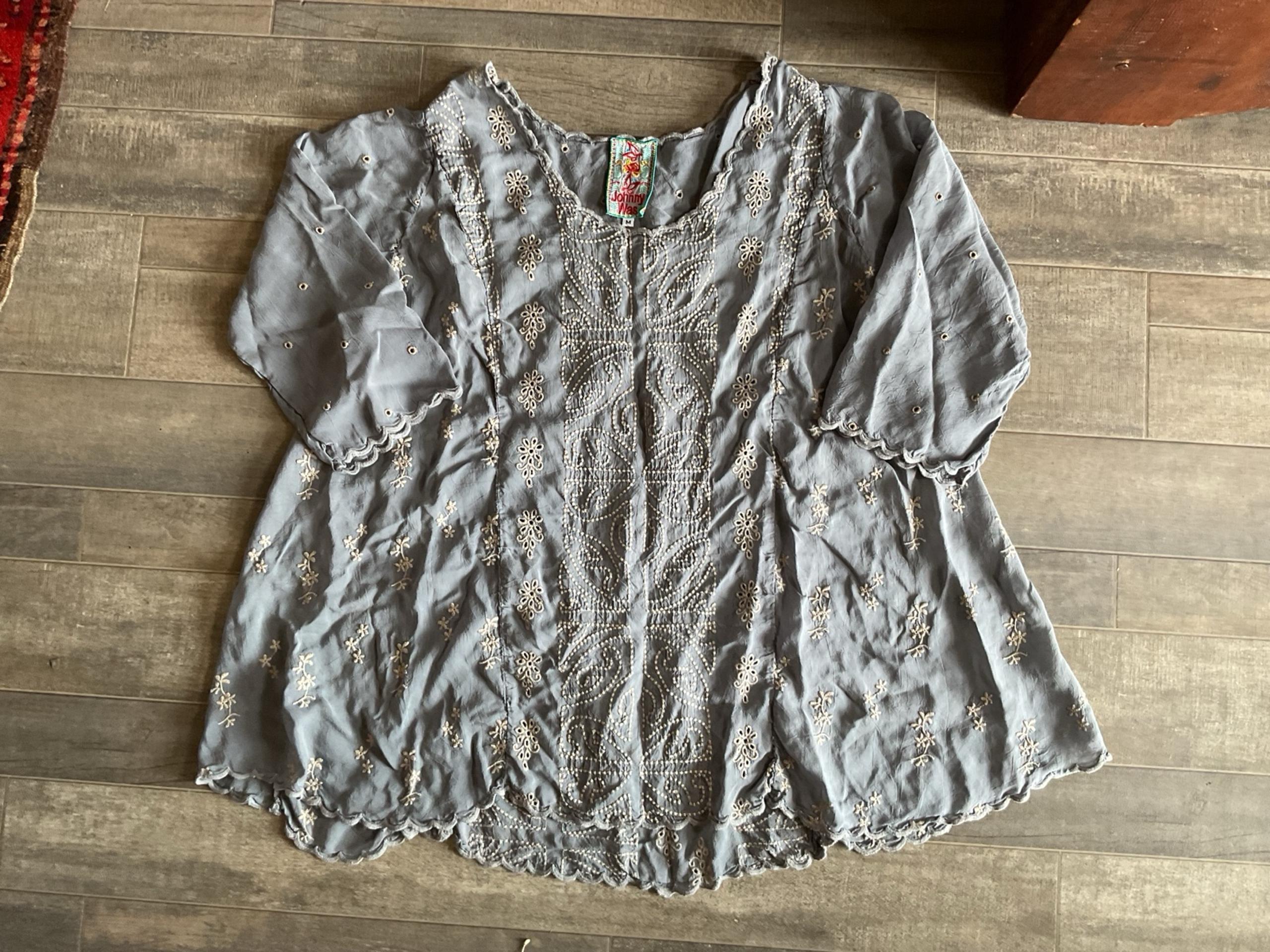 Johnny Was Women’s Embroidered Floral Summer Print Top Blouse