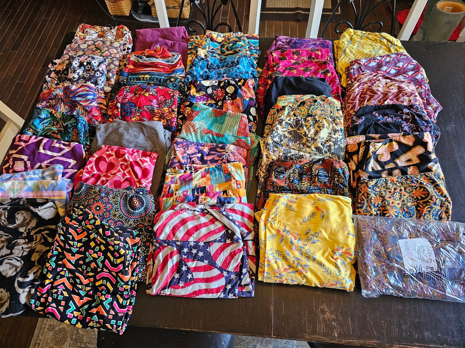 37 Pair Lularoe Leggings TC