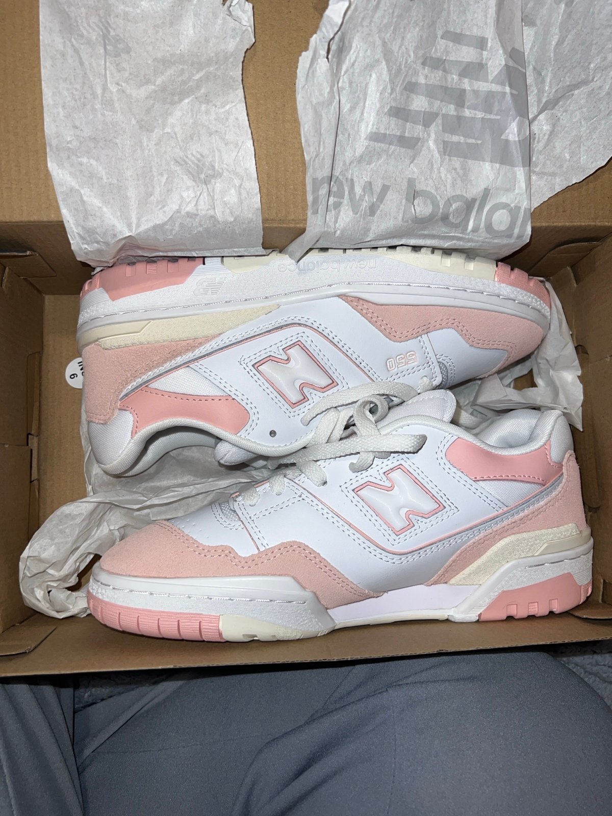 womens New Balance 550