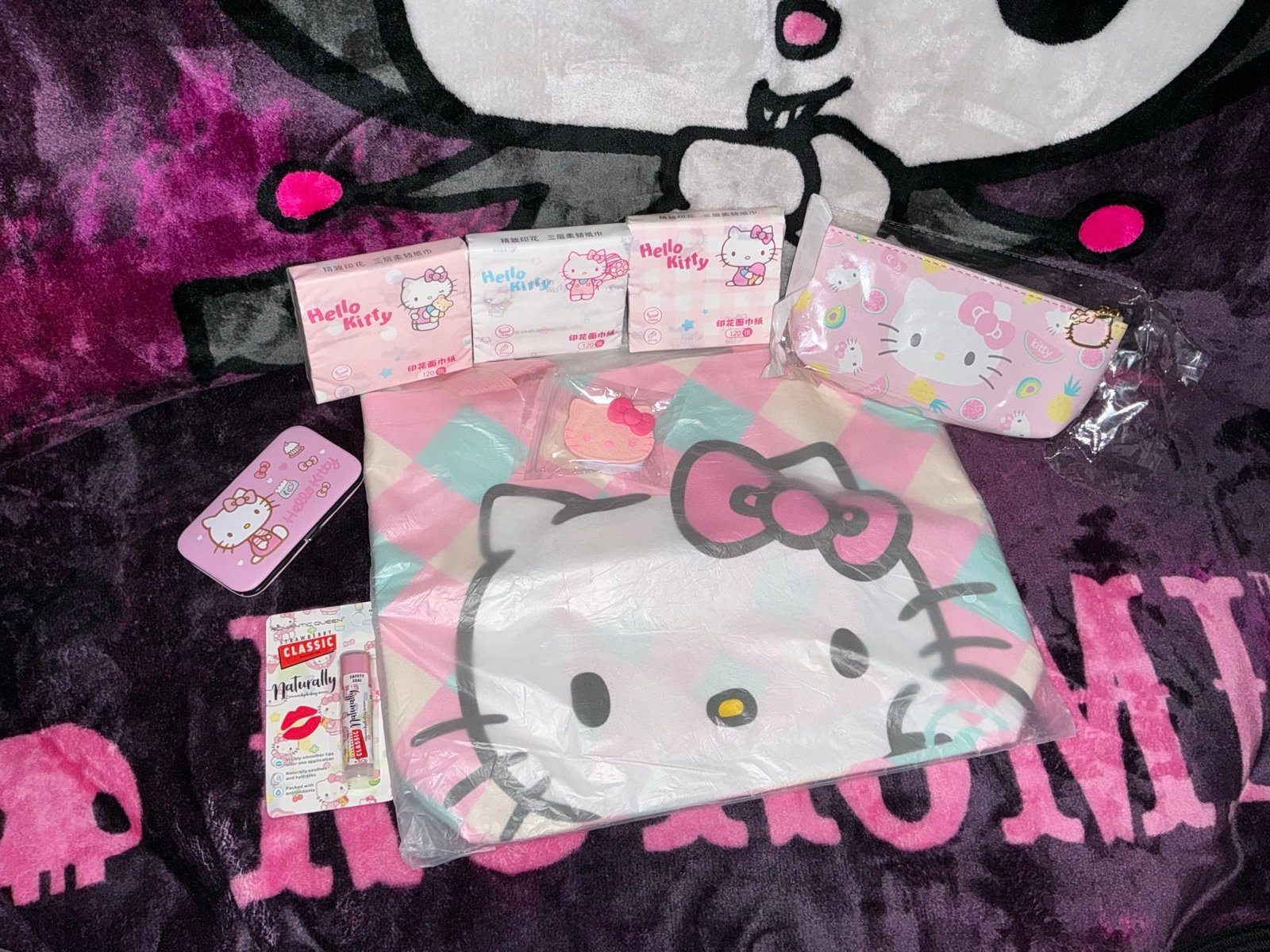 Hello Kitty Bundle with Tote Bag