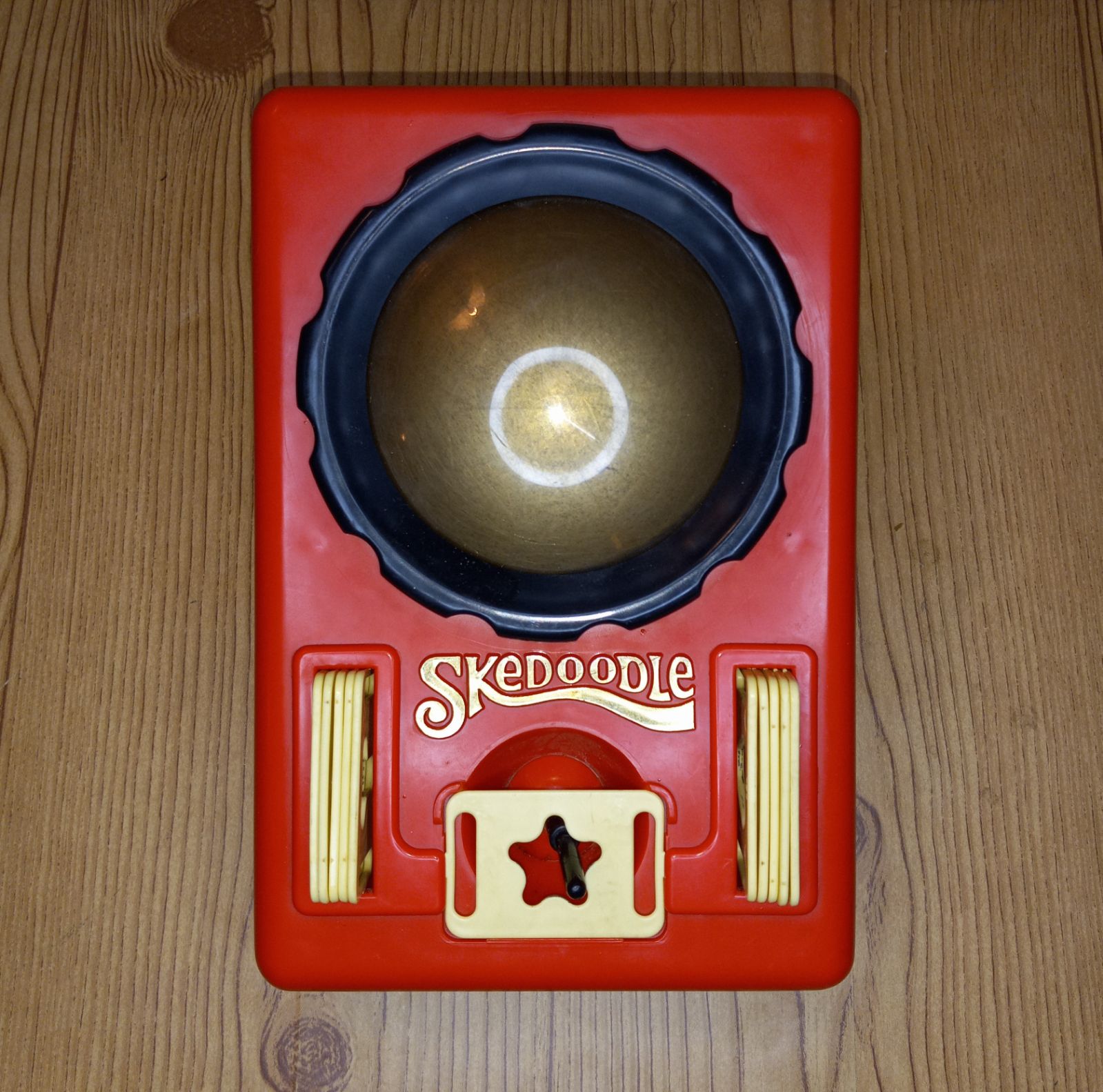 Vintage Original 1979 Hasbro SKEDOODLE Drawing & Design Machine w/ 11 Templates