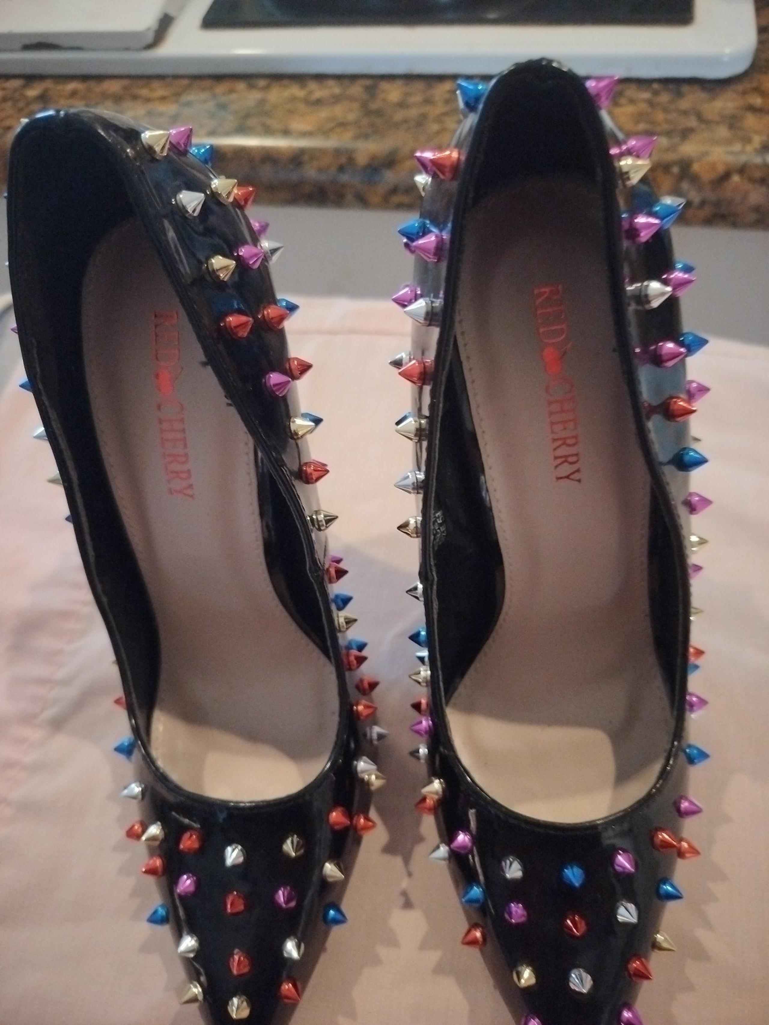 Women's beaded evening heels