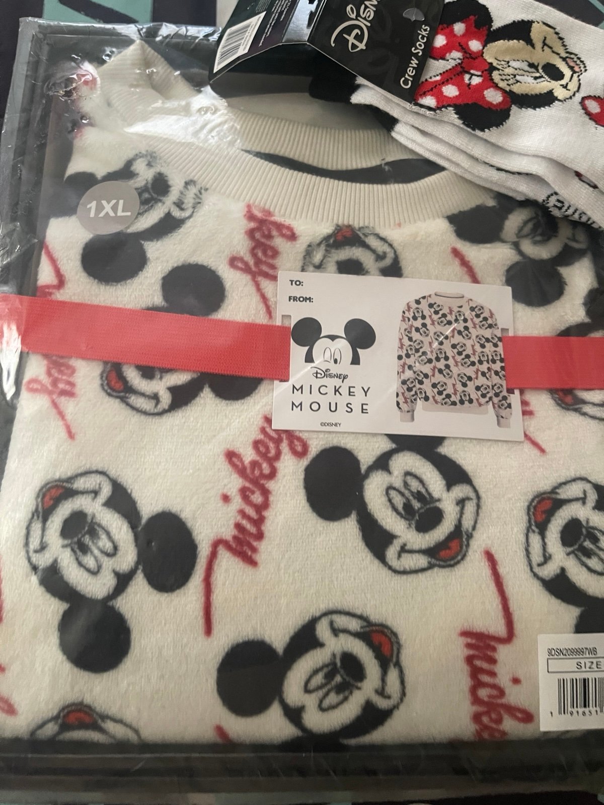 Women's Plus size 1X Disney Mickey fleece with Disney Minnie Mouse Socks