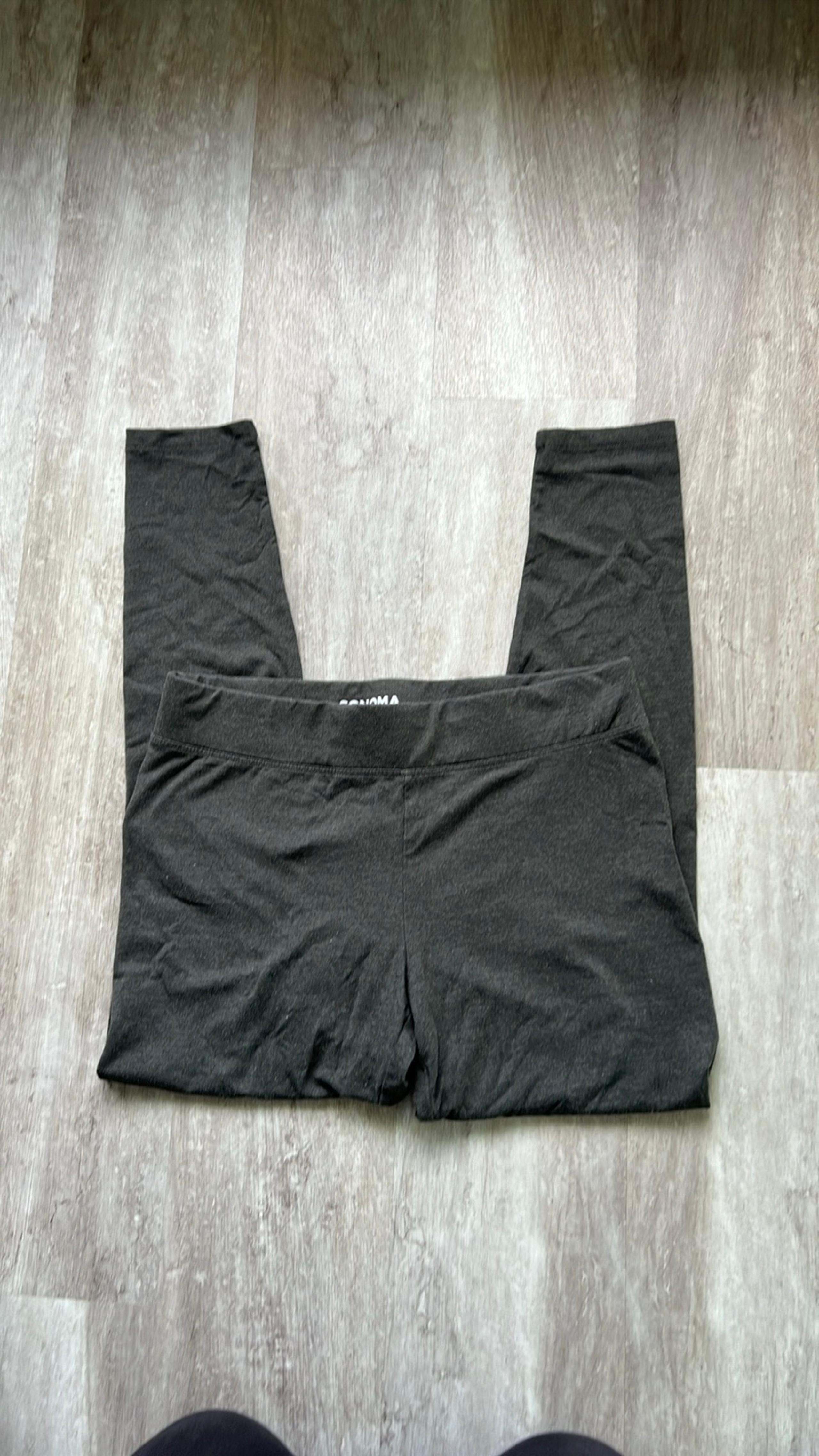 Sonoma women’s gray knit leggings