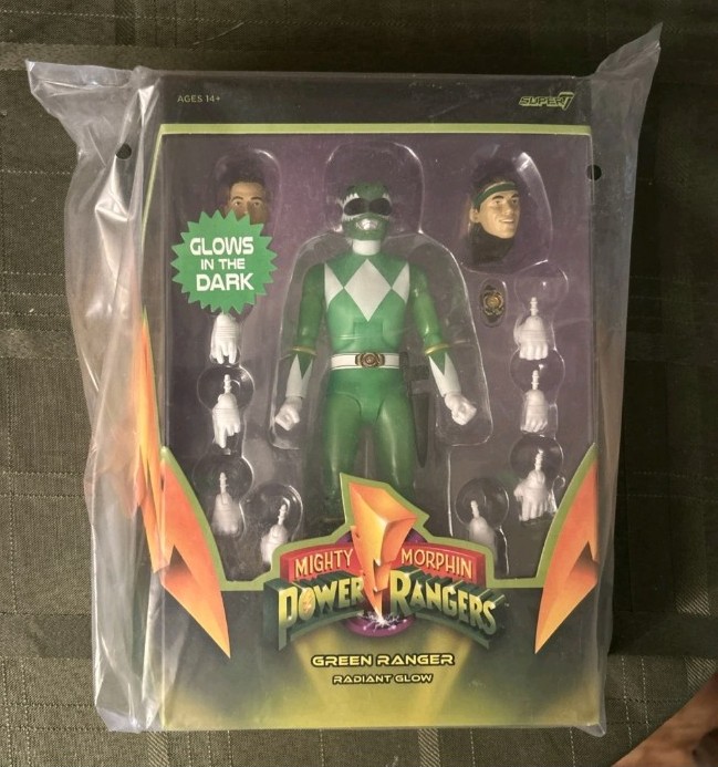 IN STOCK Mighty Morphin Power Rangers ULTIMATES! Green Ranger (Glow)