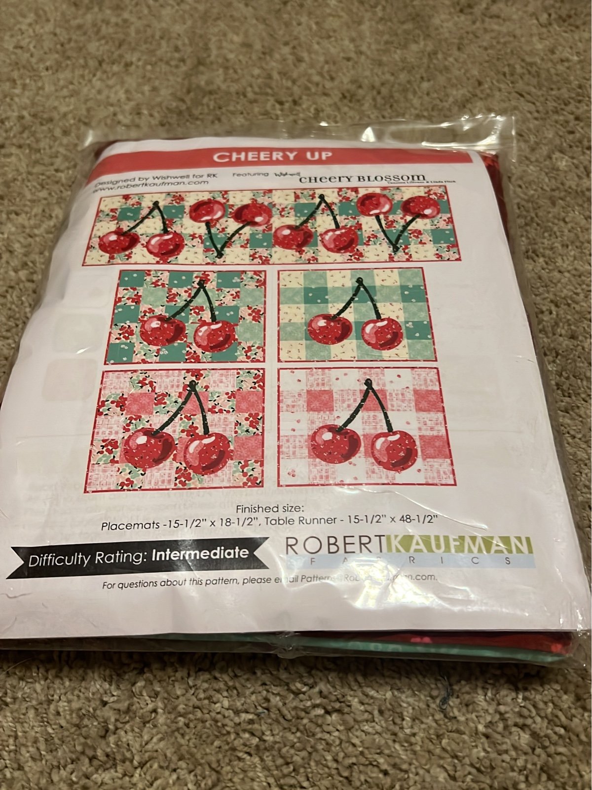 Robert Kaufman Cheery Up placemat and table runner kit BNIP