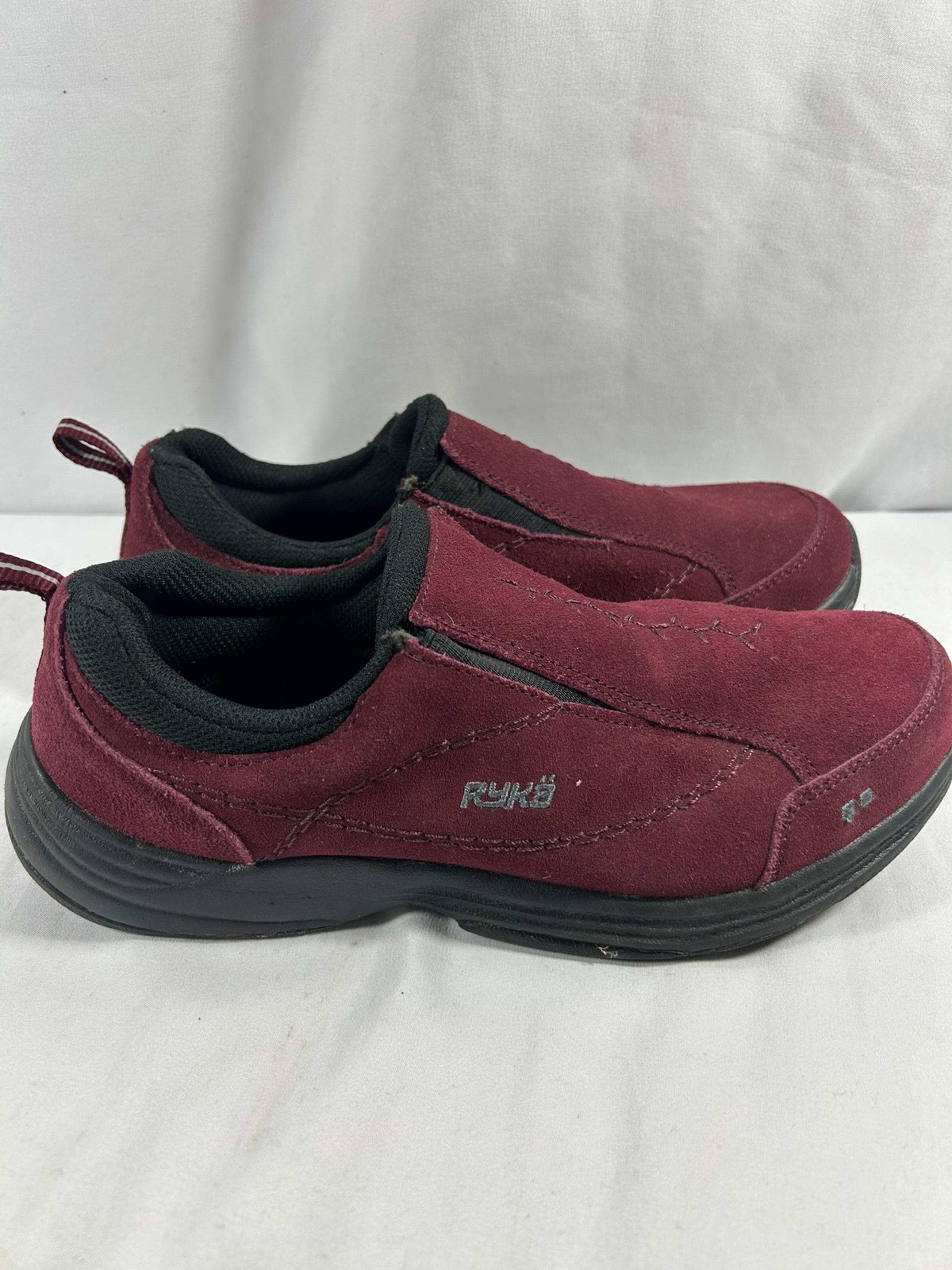 Ryka Women's Slip On Suede Hiking Shoe Size 8.5 Burgundy Outdoor