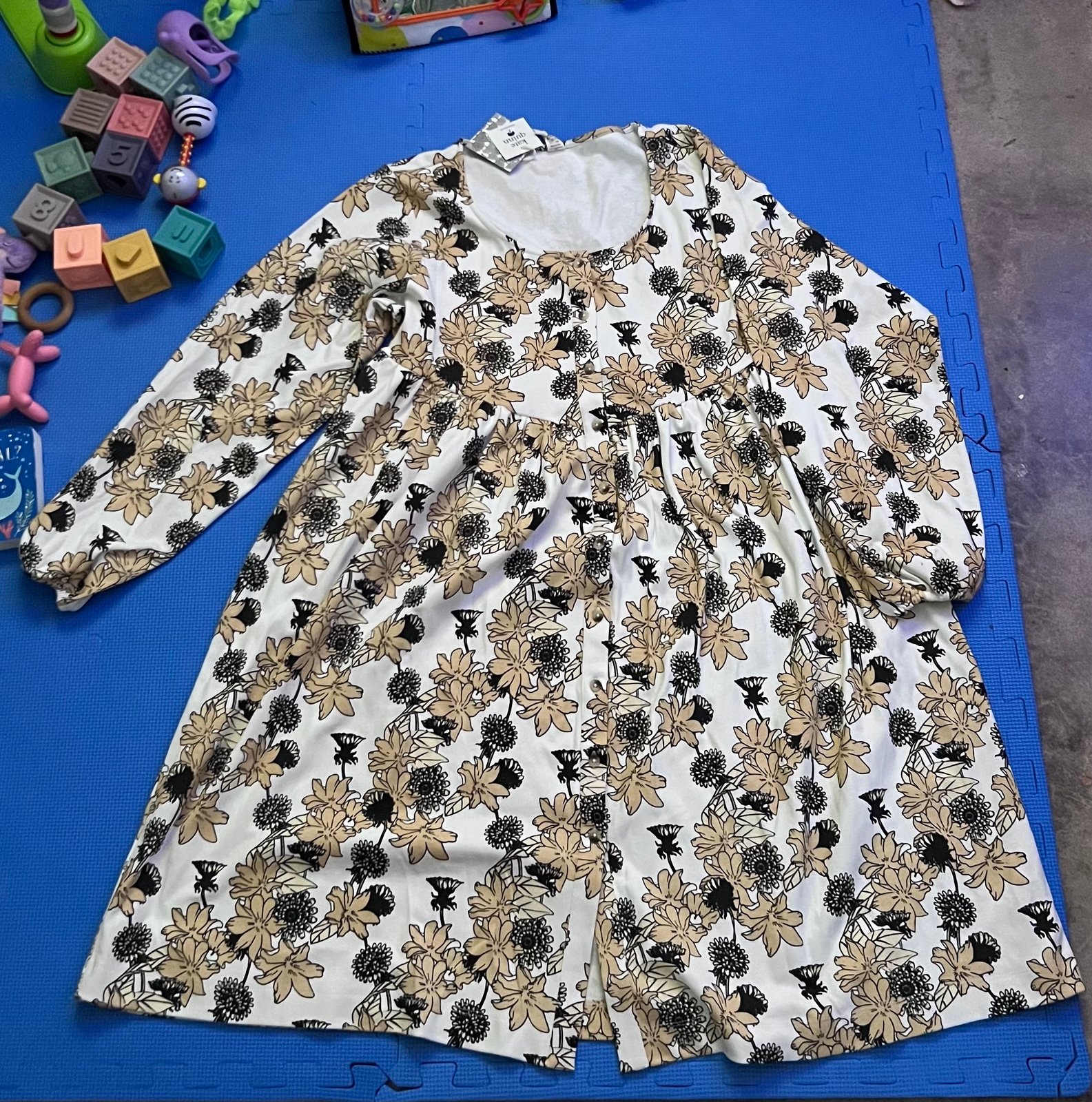 kate quinn dress