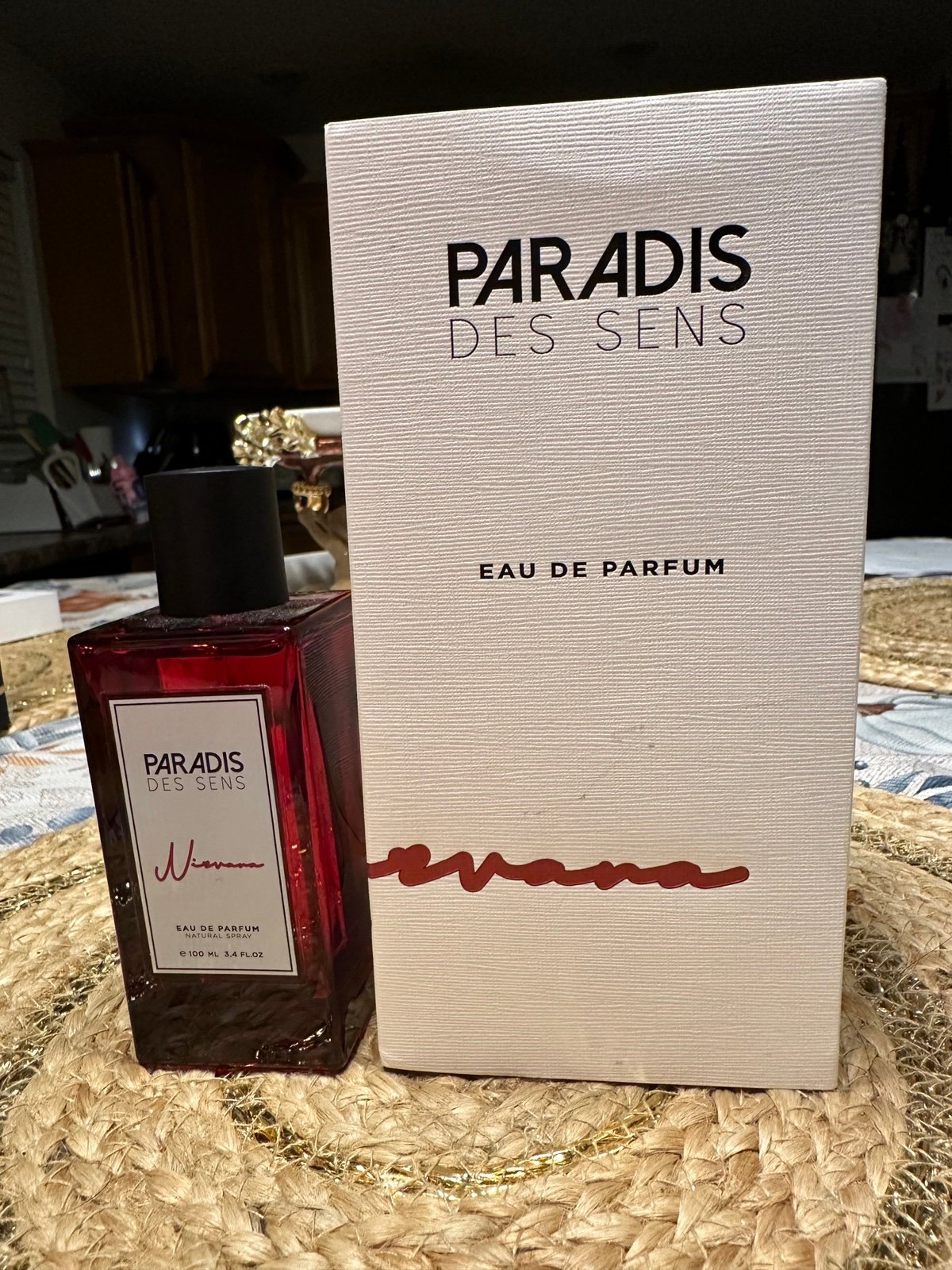 Nirvana paradis des sens perfume