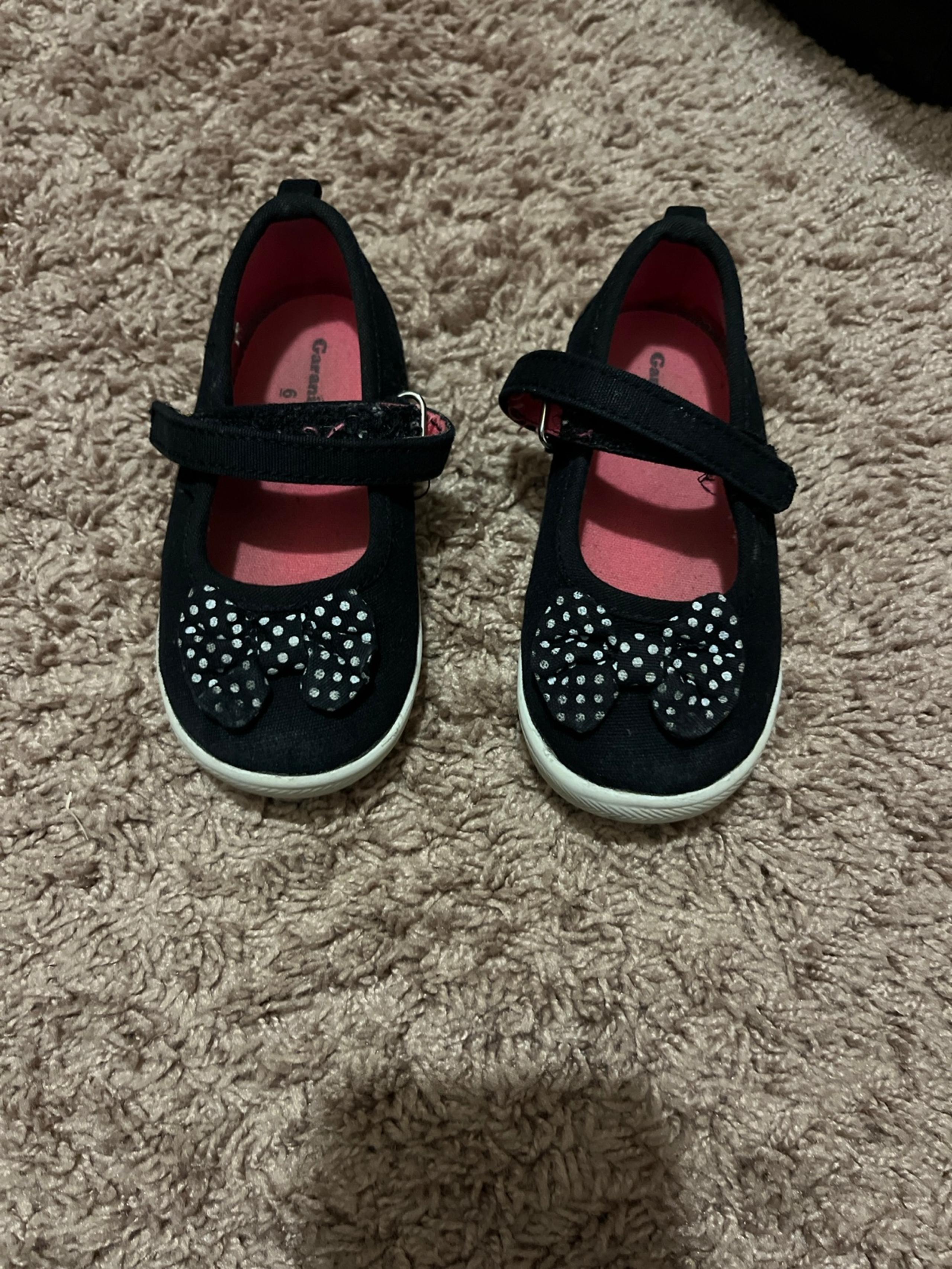 Size 6 girls shoes