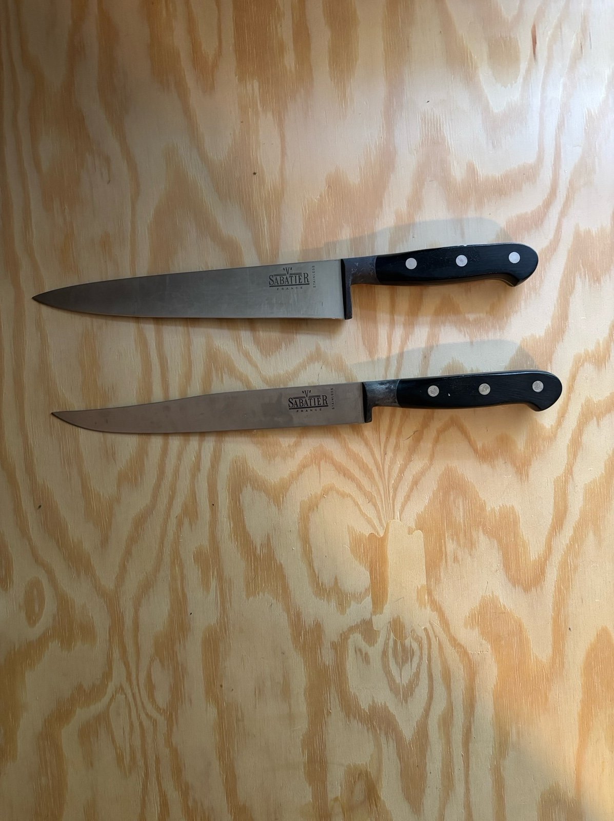 Sabatier V Knives (set of two)