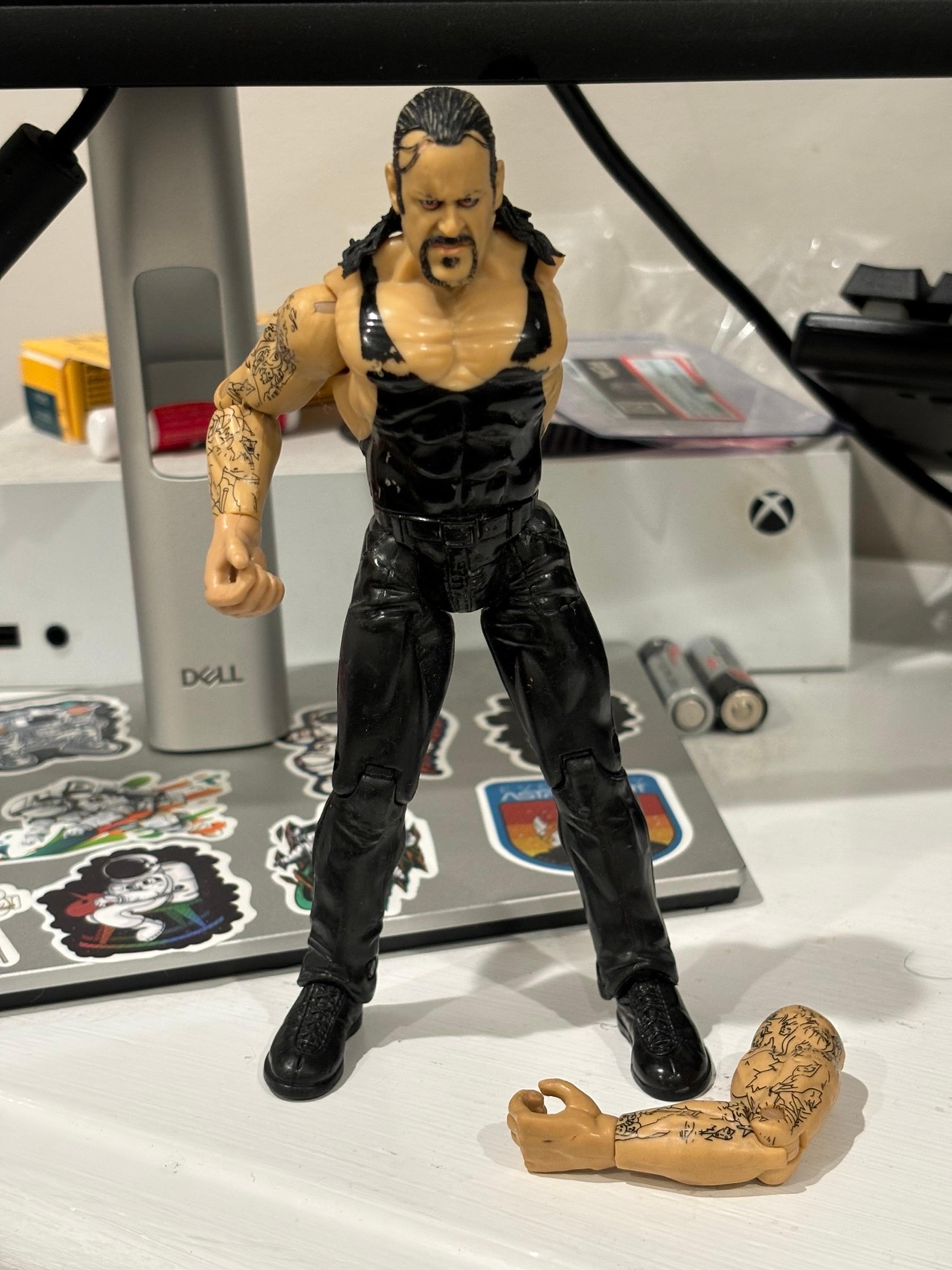 1999 WWE The Undertaker Jakks Titan Tron Live Wrestling Action Figure