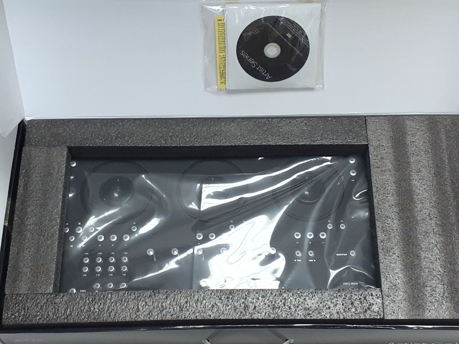 Avid Artist Color Correction Panel