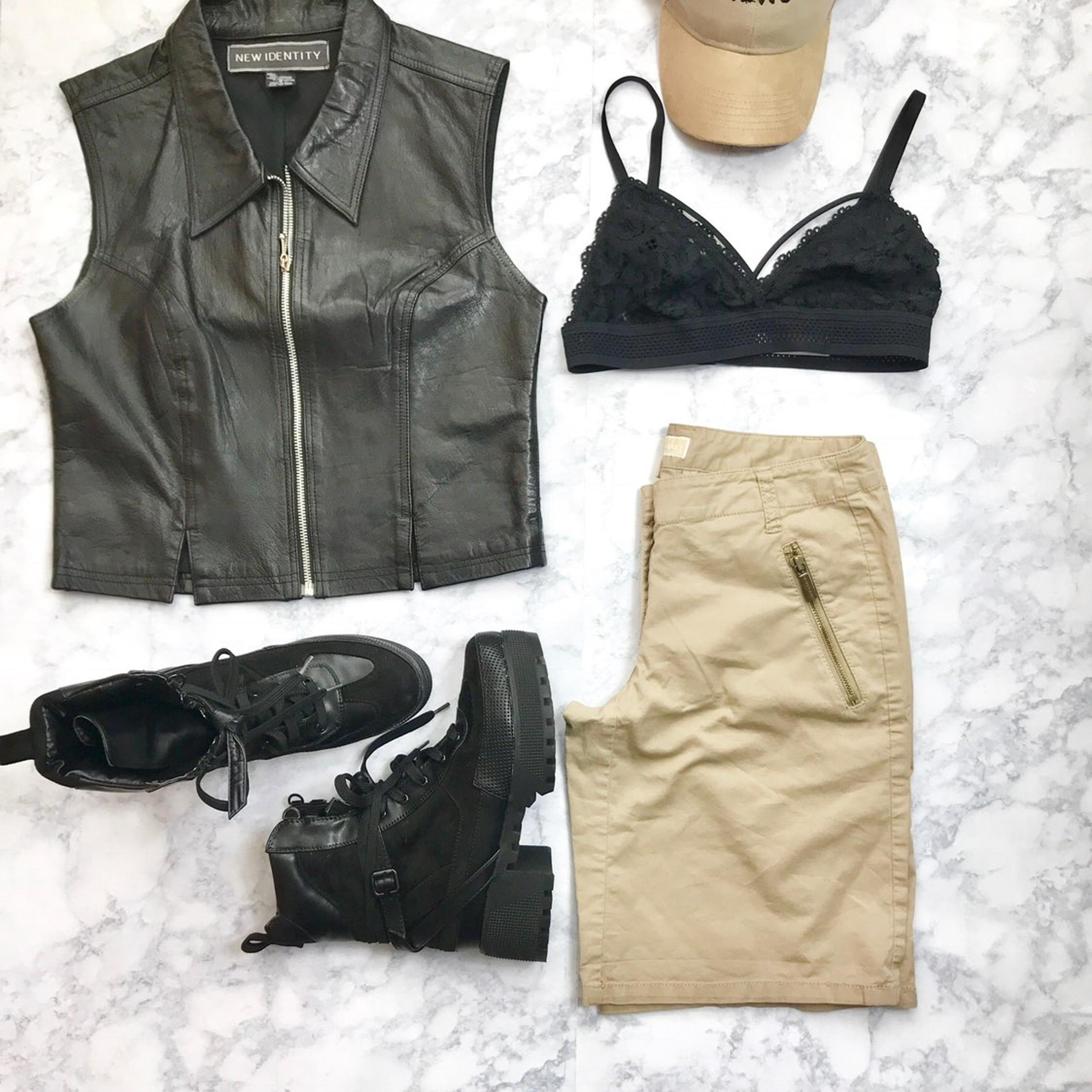 Micheal kors Khaki Bermuda Shorts