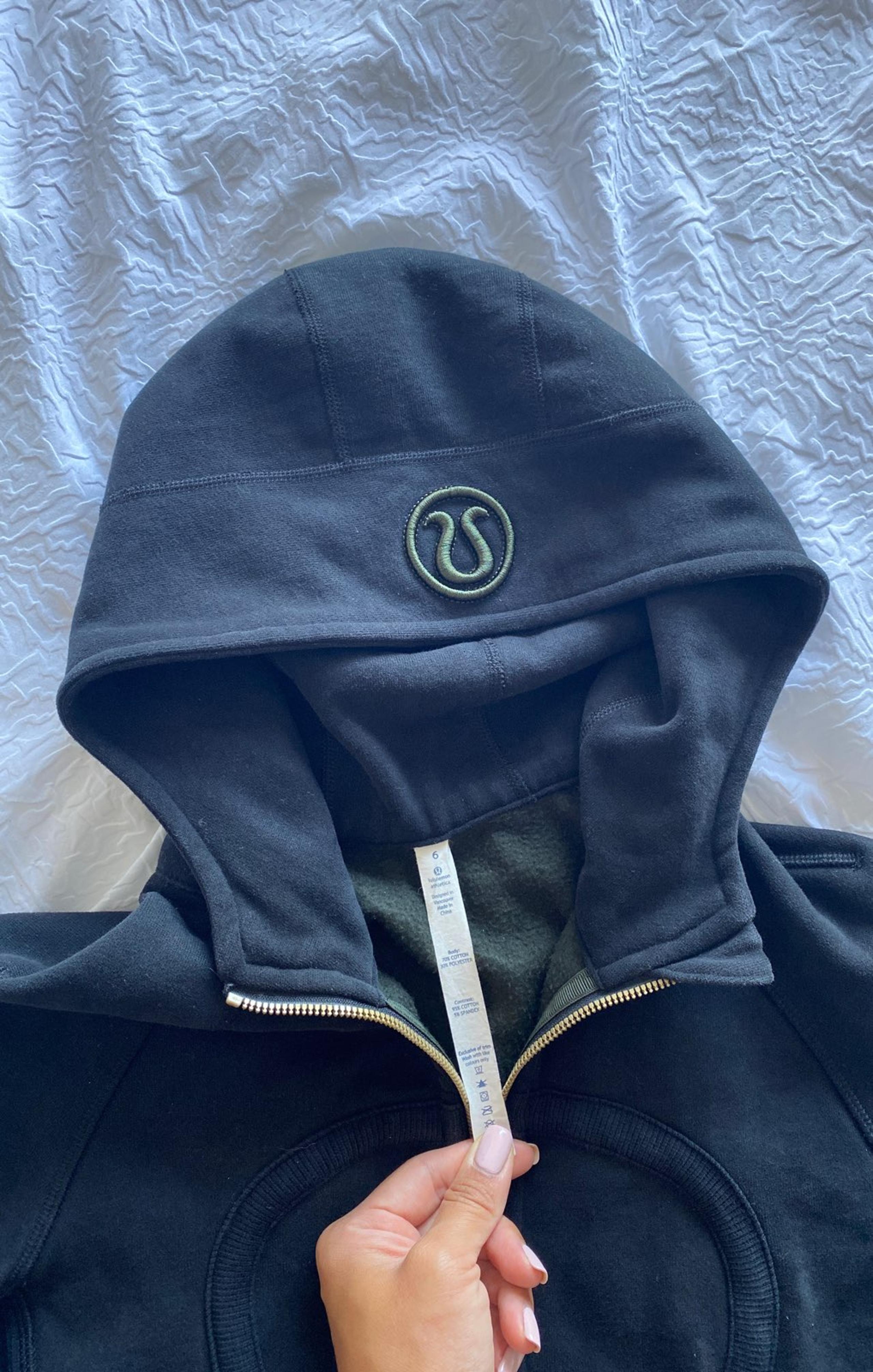 Lululemon black scuba hoodie size 6 gold