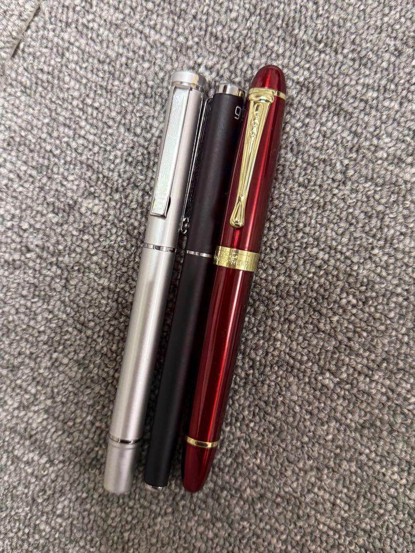 Bordeaux Fine Nib Fountain Pen