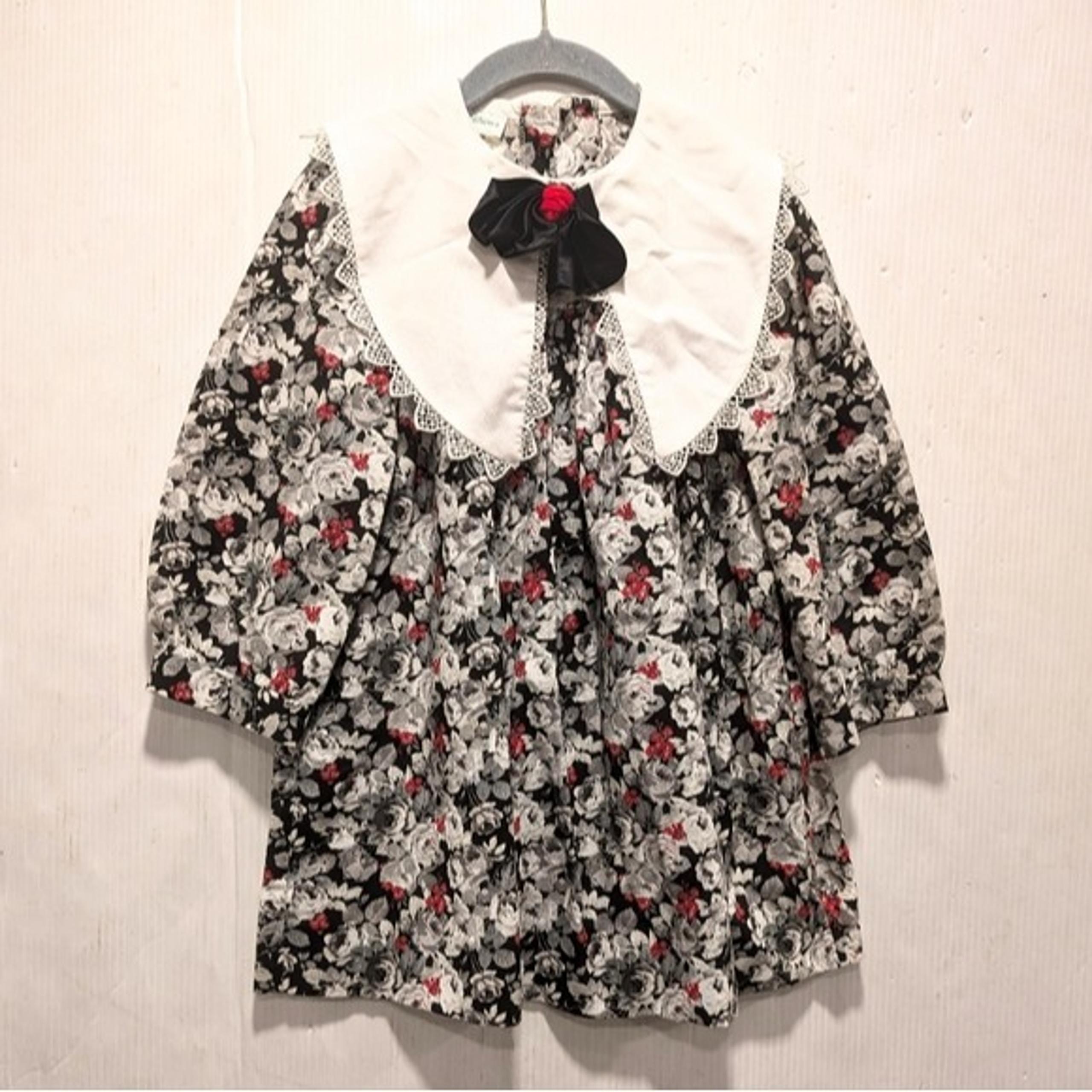 VINTAGE Rare Editions Made in USA Victorian floral girls dress big collars